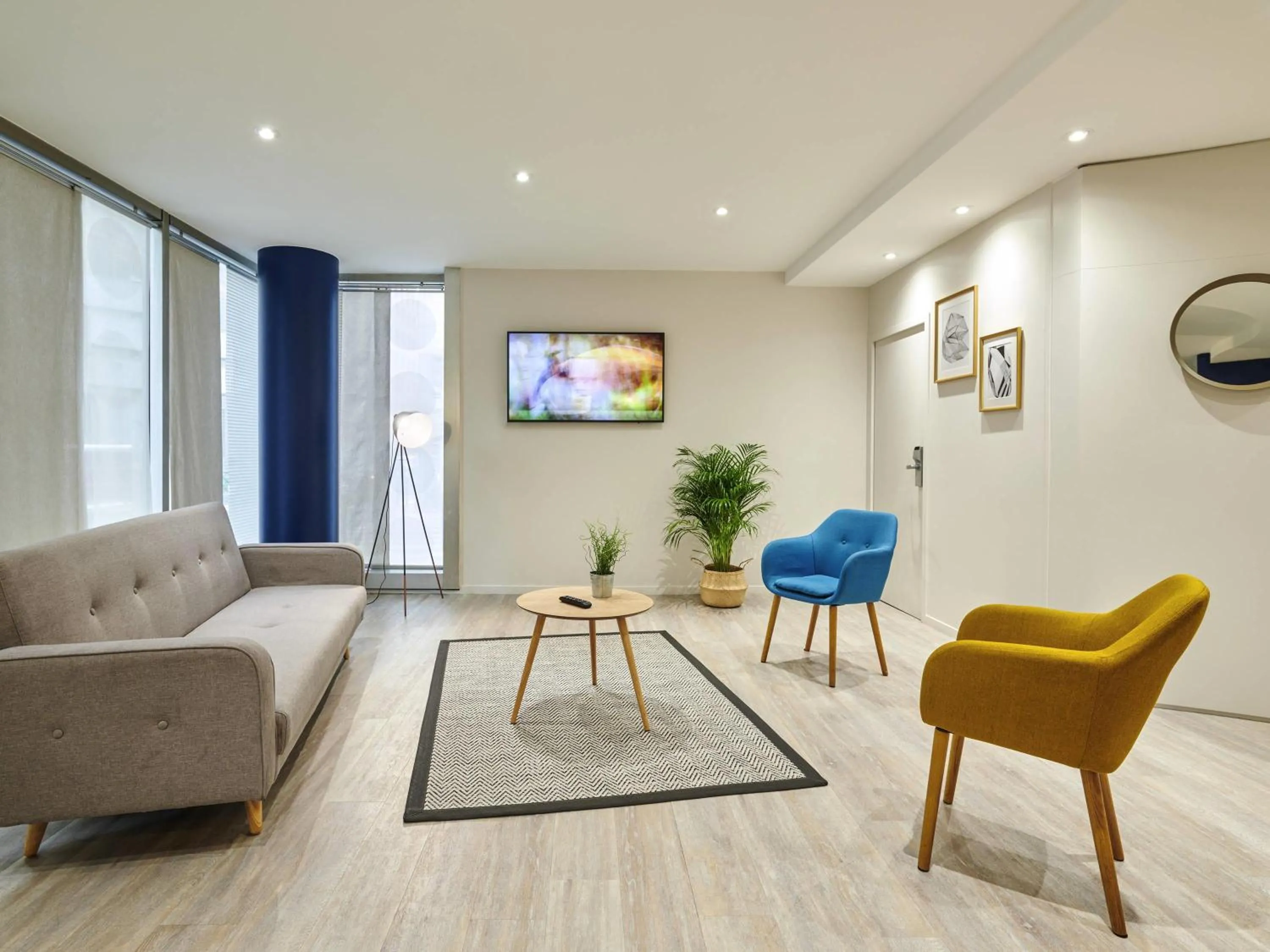 Property building in Residence Mercure Paris La Defense Grande Arche