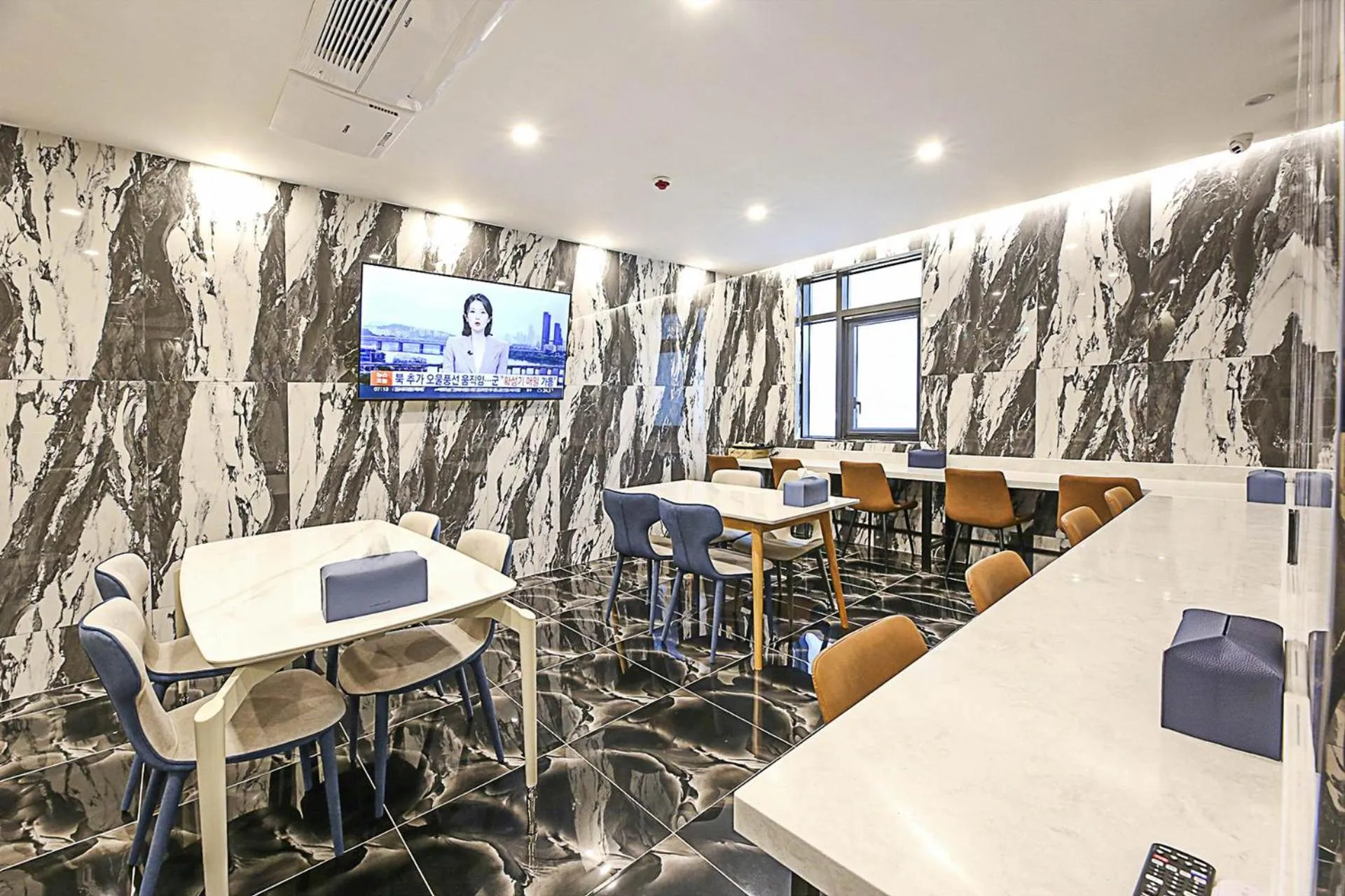 Daegu Hotel Series Lions Park