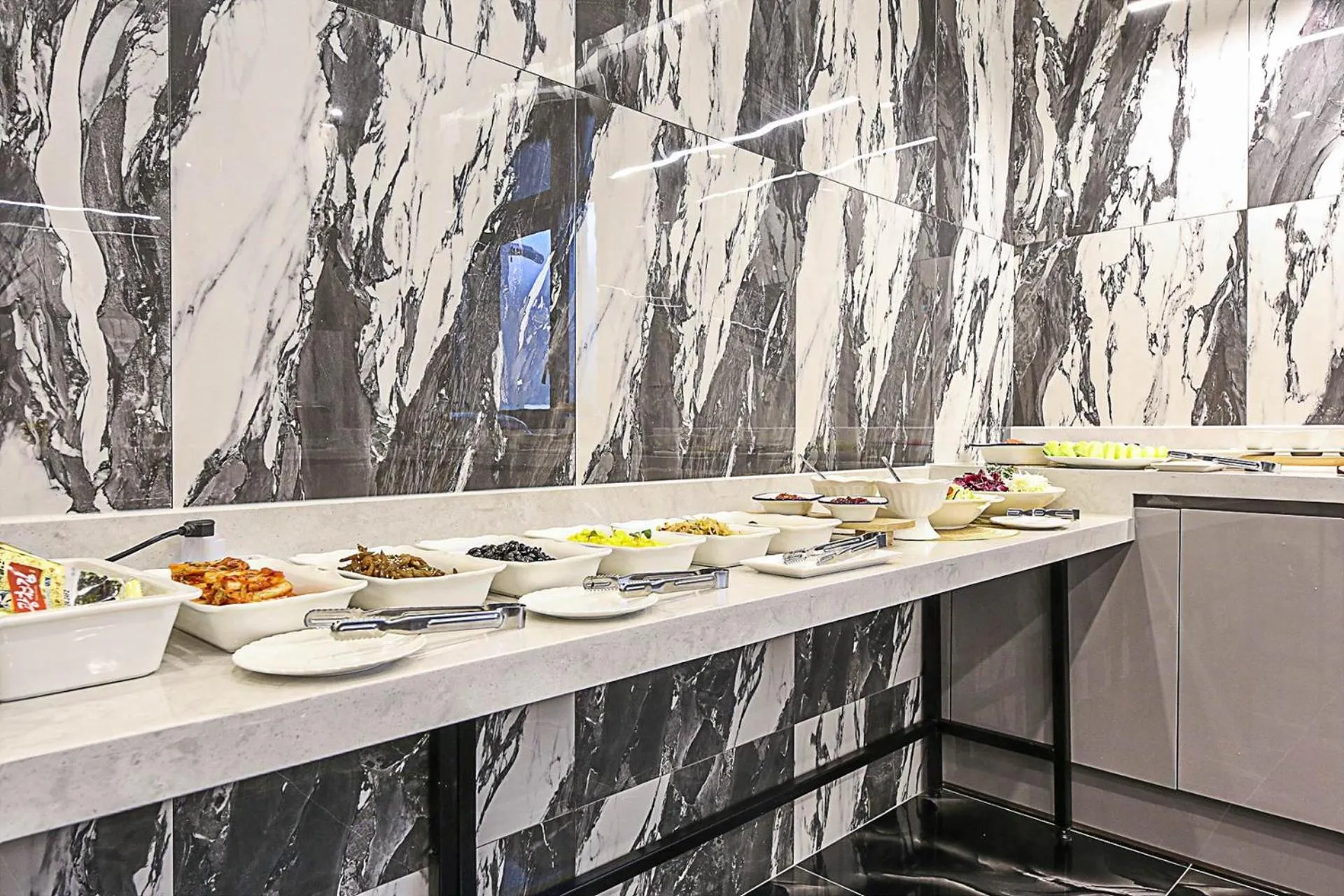 Daegu Hotel Series Lions Park