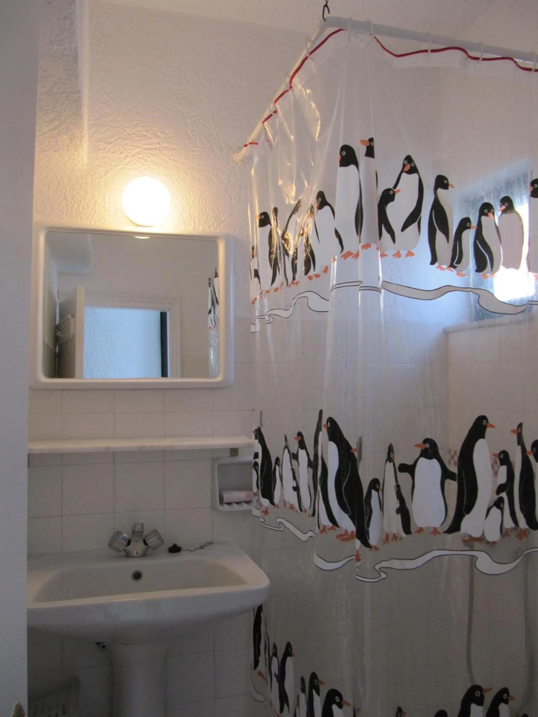 Shower in Castellino Studios