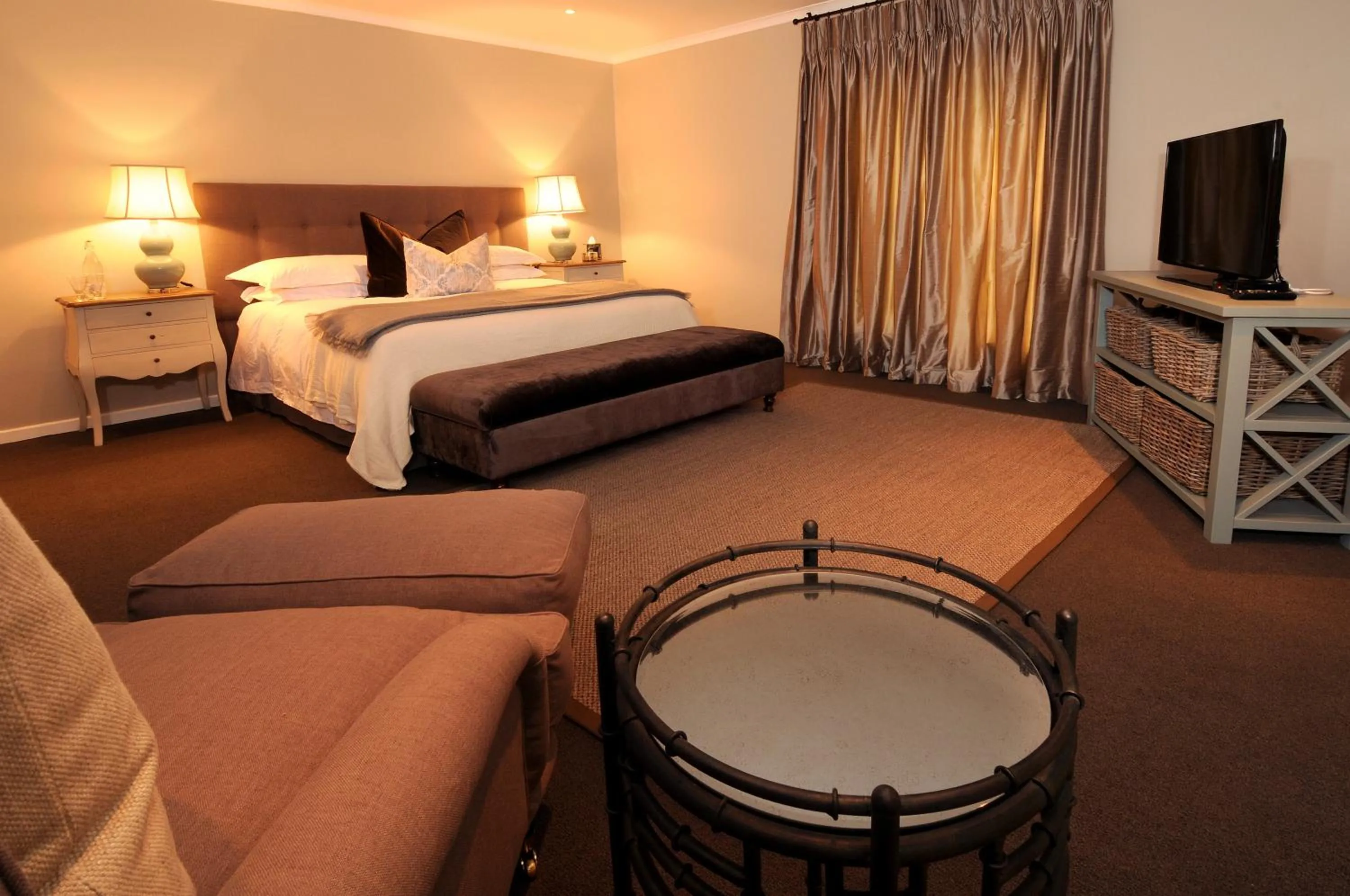 Bedroom, Bed in 8A Grahamstown by The Oyster Collection