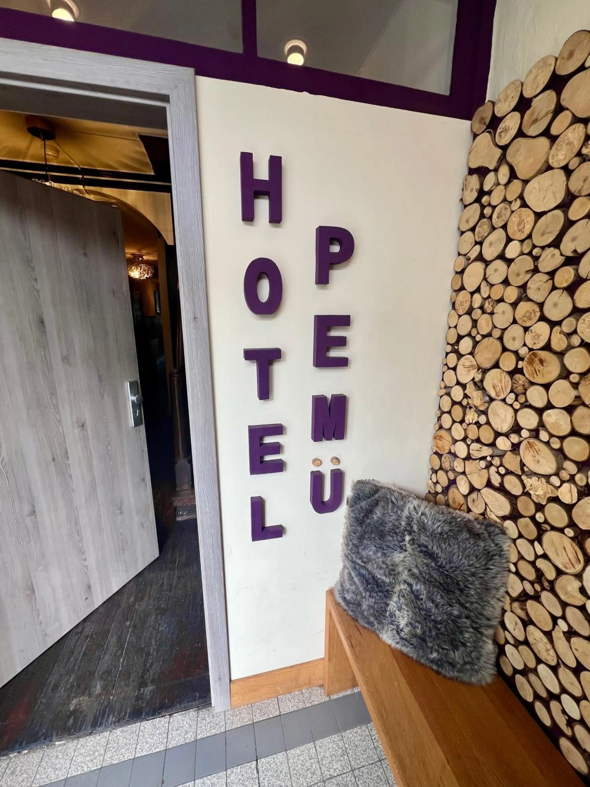 Facade/entrance in Hotel Pemü