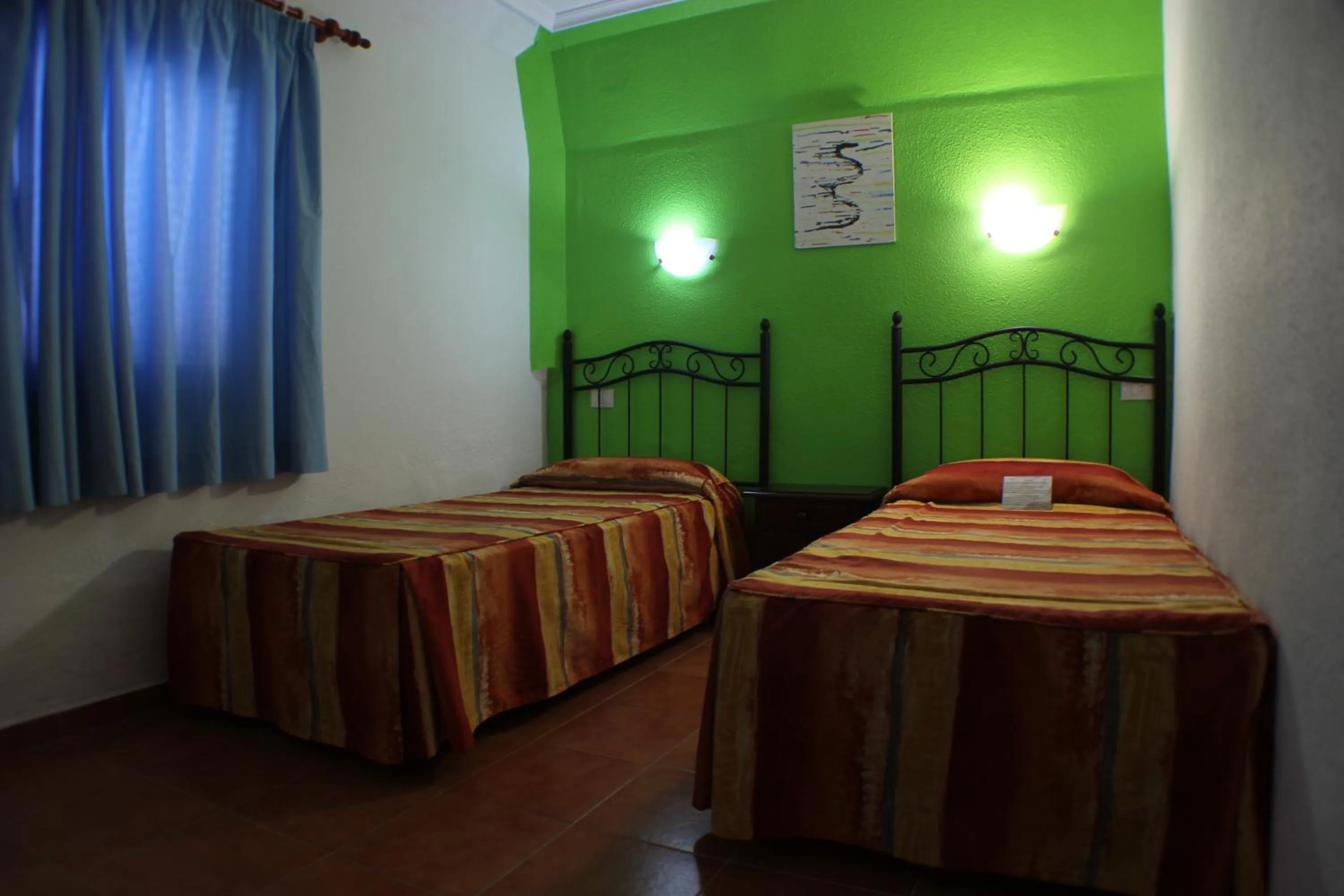 Bedroom, Bed in Aparthotel la Piramide