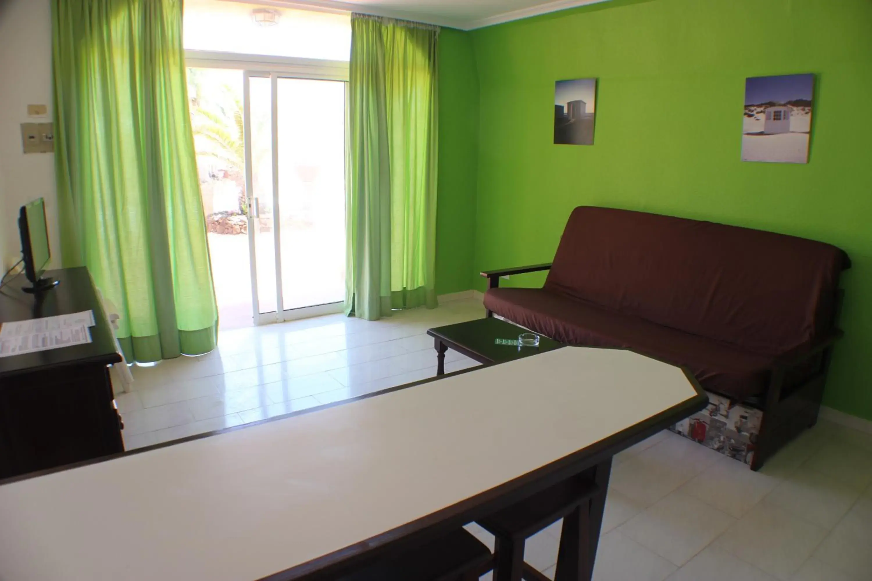 Garden view in Aparthotel la Piramide Garden view in Aparthotel la Piramide