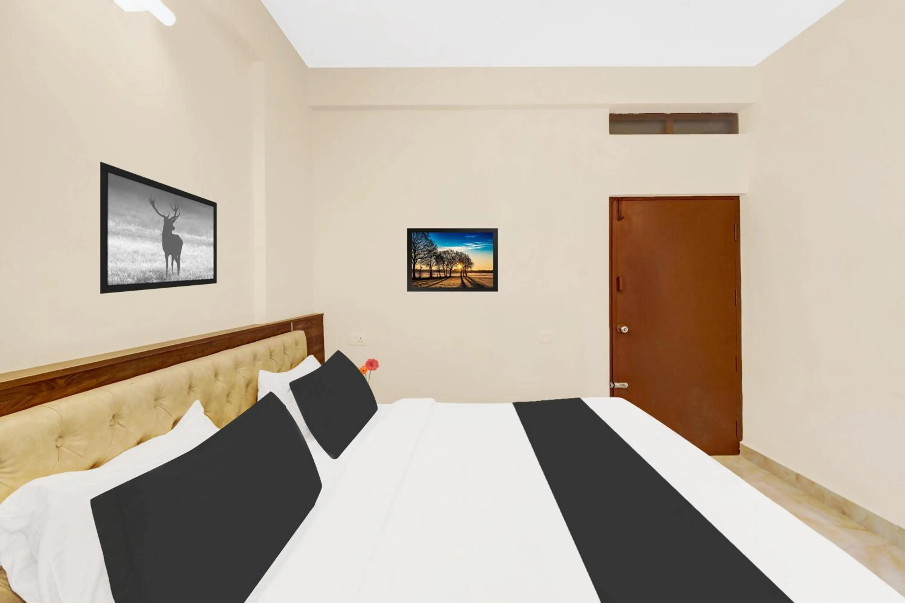 Bedroom, Bed in Super Collection O Virajpet City Centre formerly The Fort Mercara