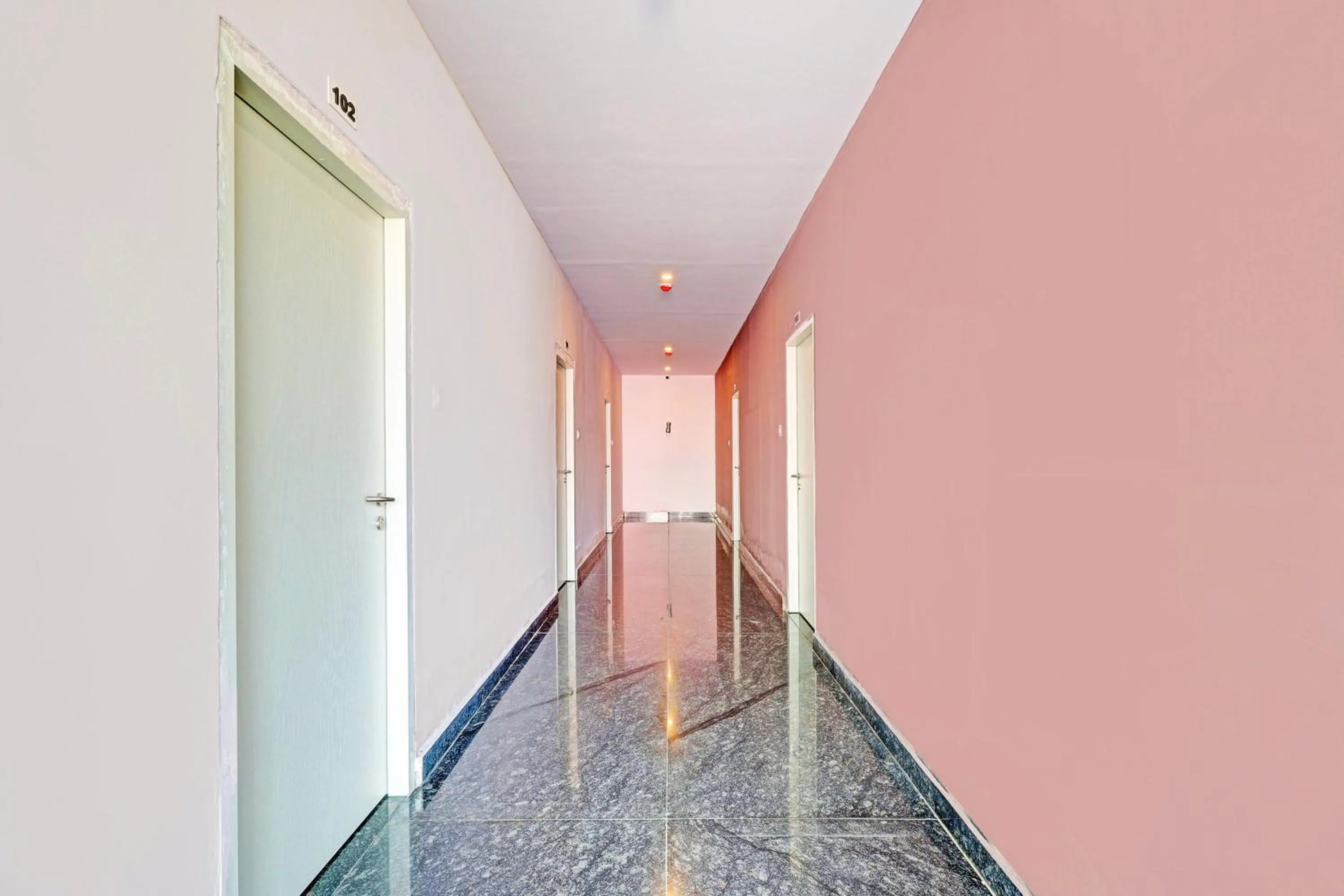 Lobby or reception in Super Hotel O Ramarvapadu Near ESI Hospital