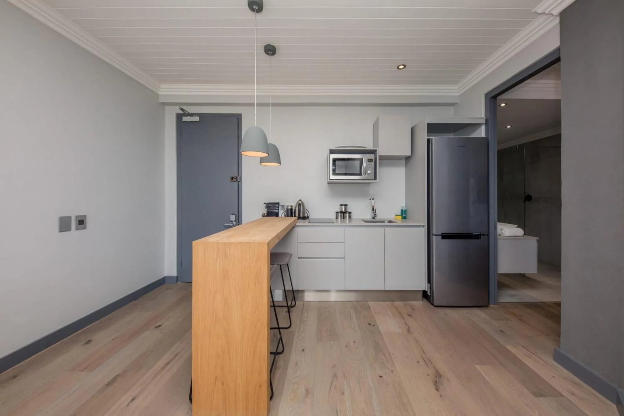 Kitchen or kitchenette in Seasonsfind - The Bay