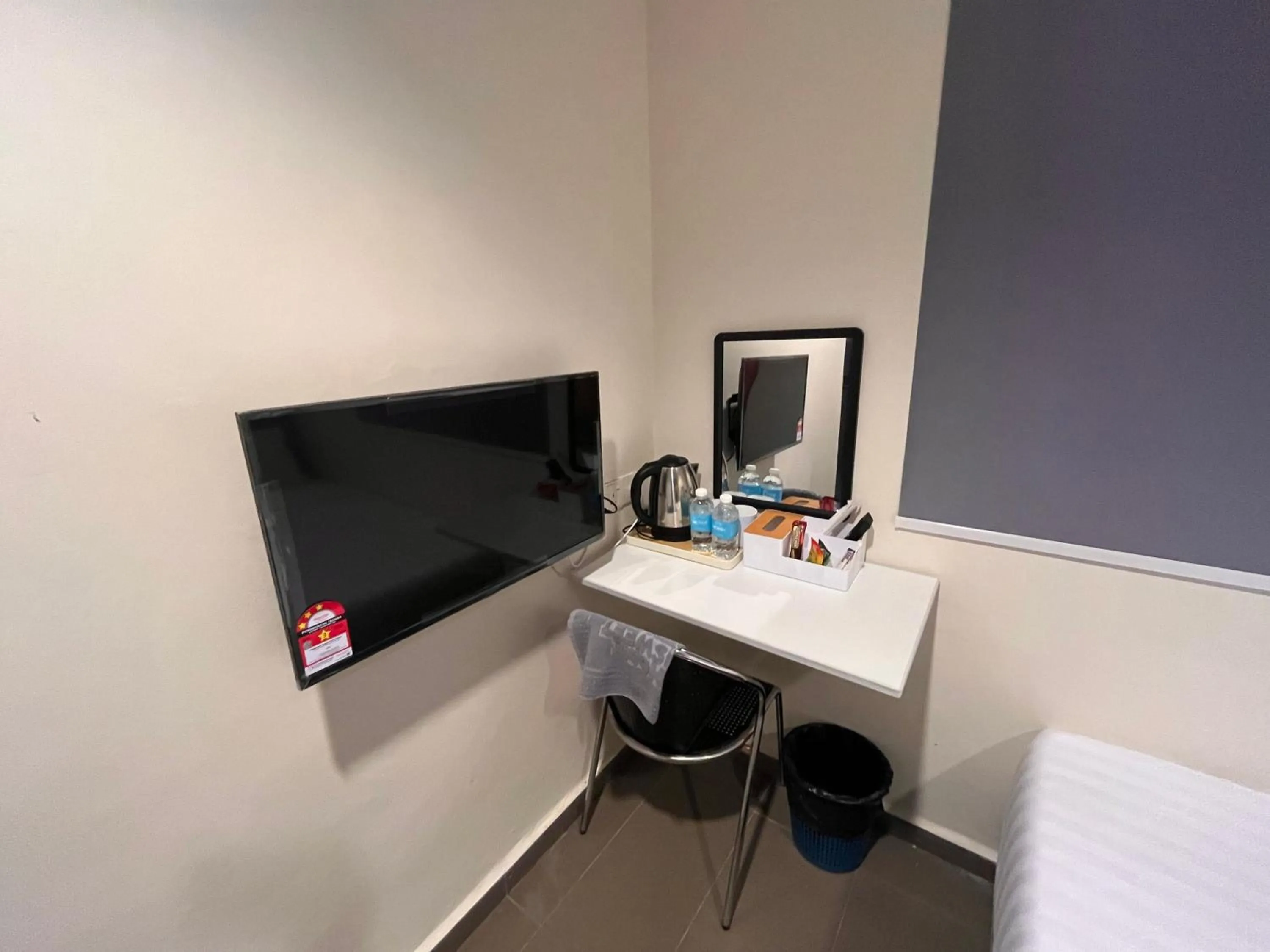 Bedroom in Hotel O Jb Sojourn