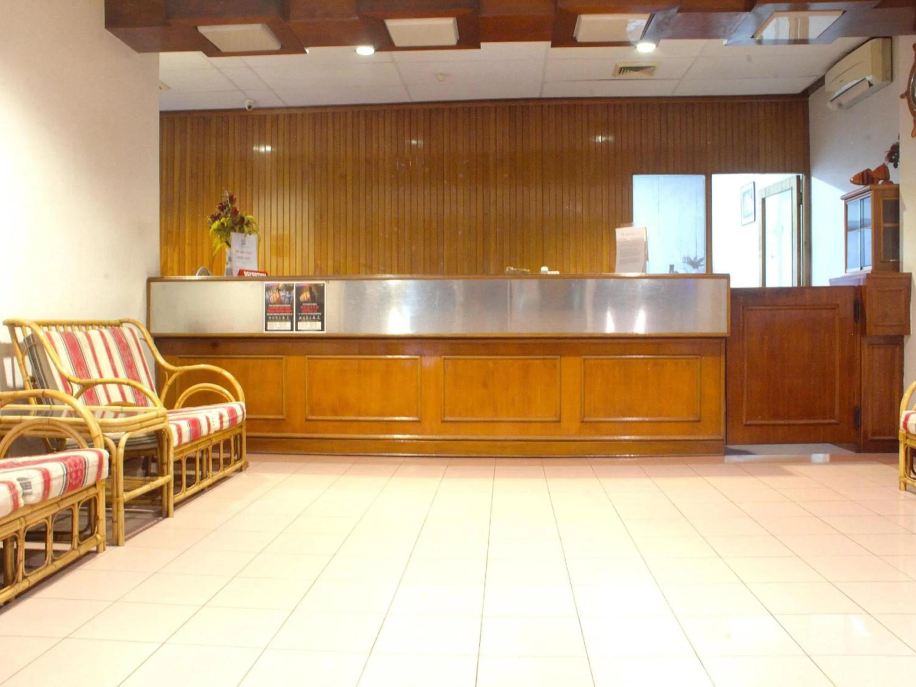 Lobby or reception in Hotel O Hotel Ramai