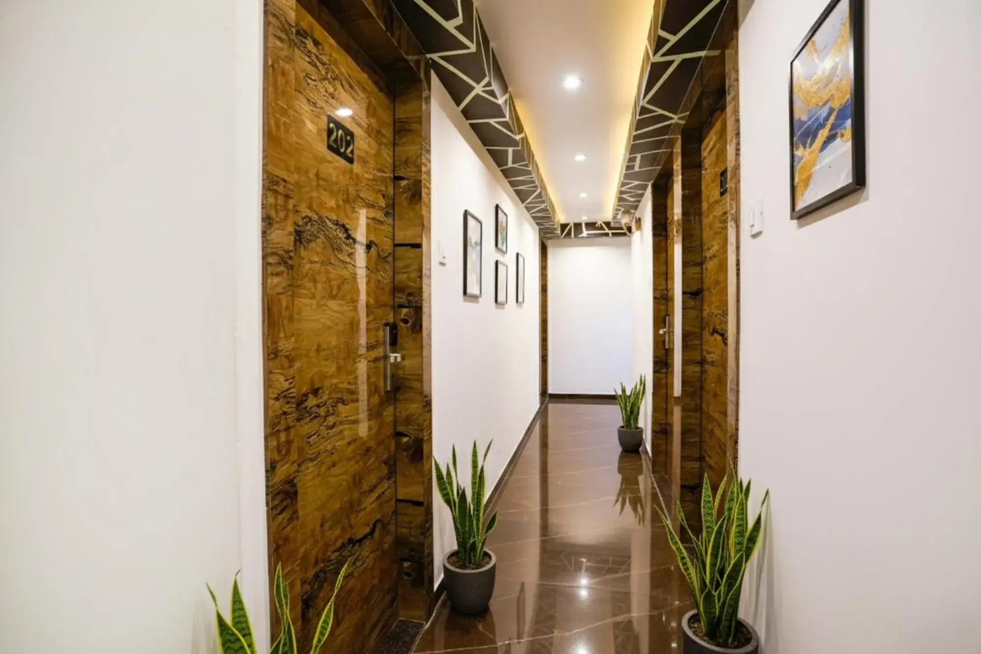 Lobby or reception in FabHotel Atithi Residency I - Nr BKC Lobby or reception in FabHotel Atithi Residency I - Nr BKC