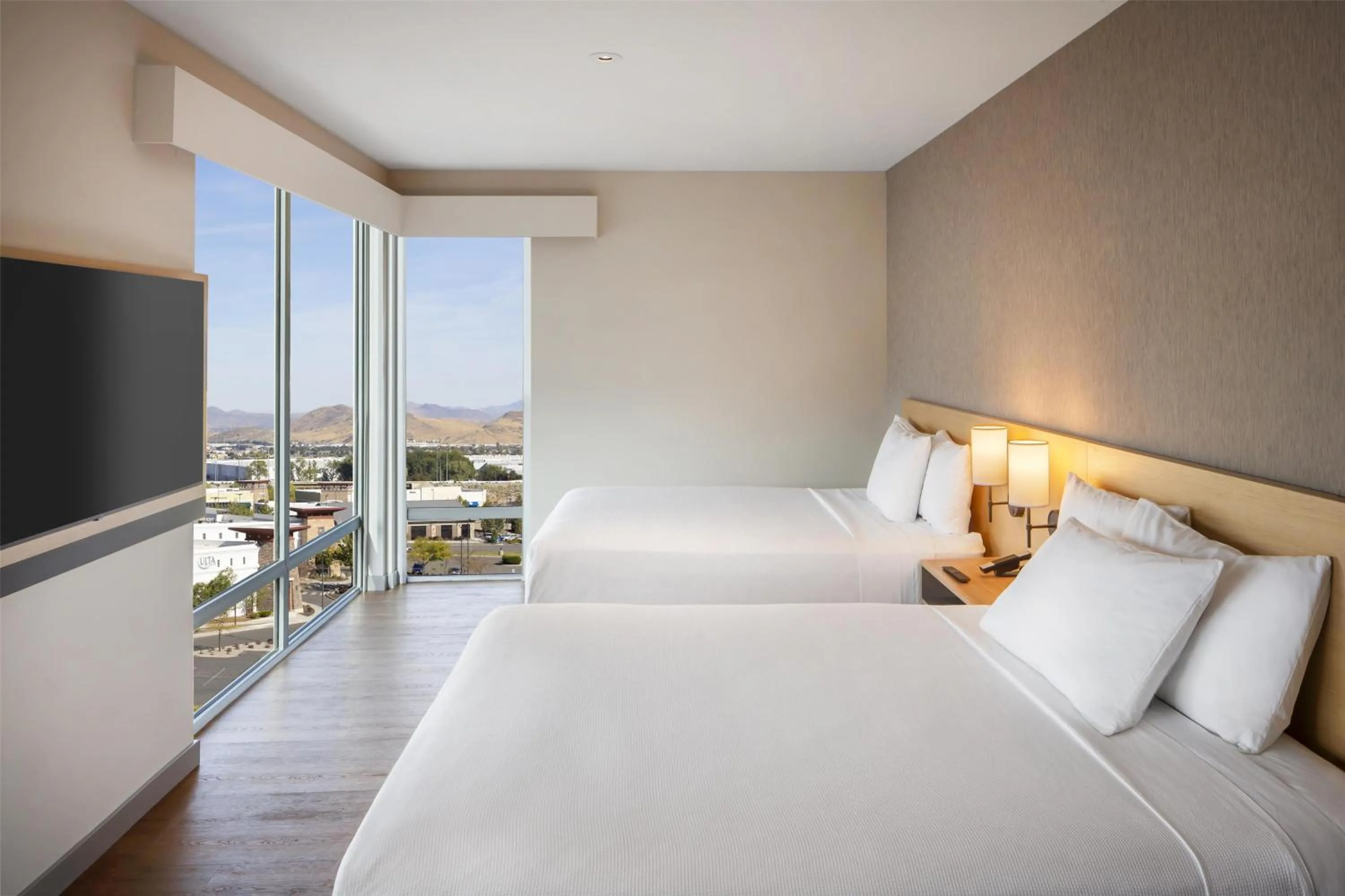 Photo of the whole room, Bed in Hyatt Place Reno