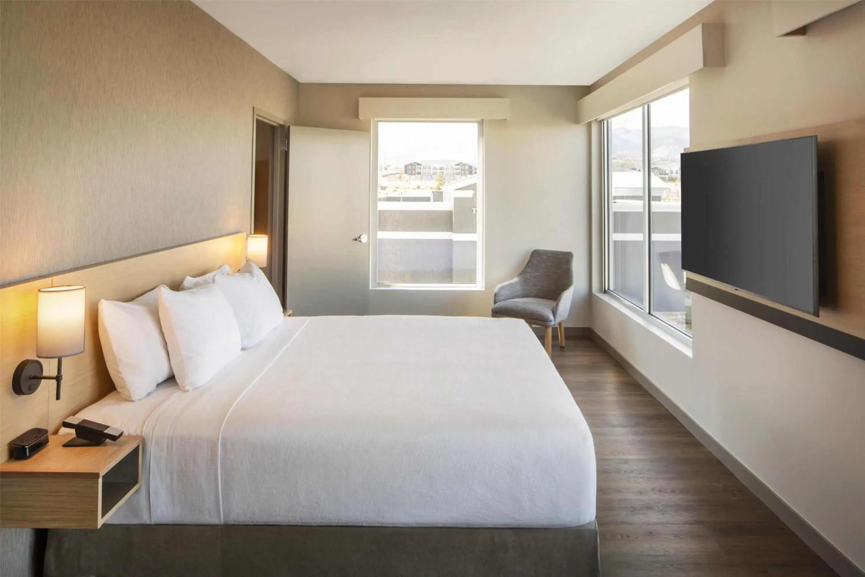 Photo of the whole room, Bed in Hyatt Place Reno Photo of the whole room, Bed in Hyatt Place Reno