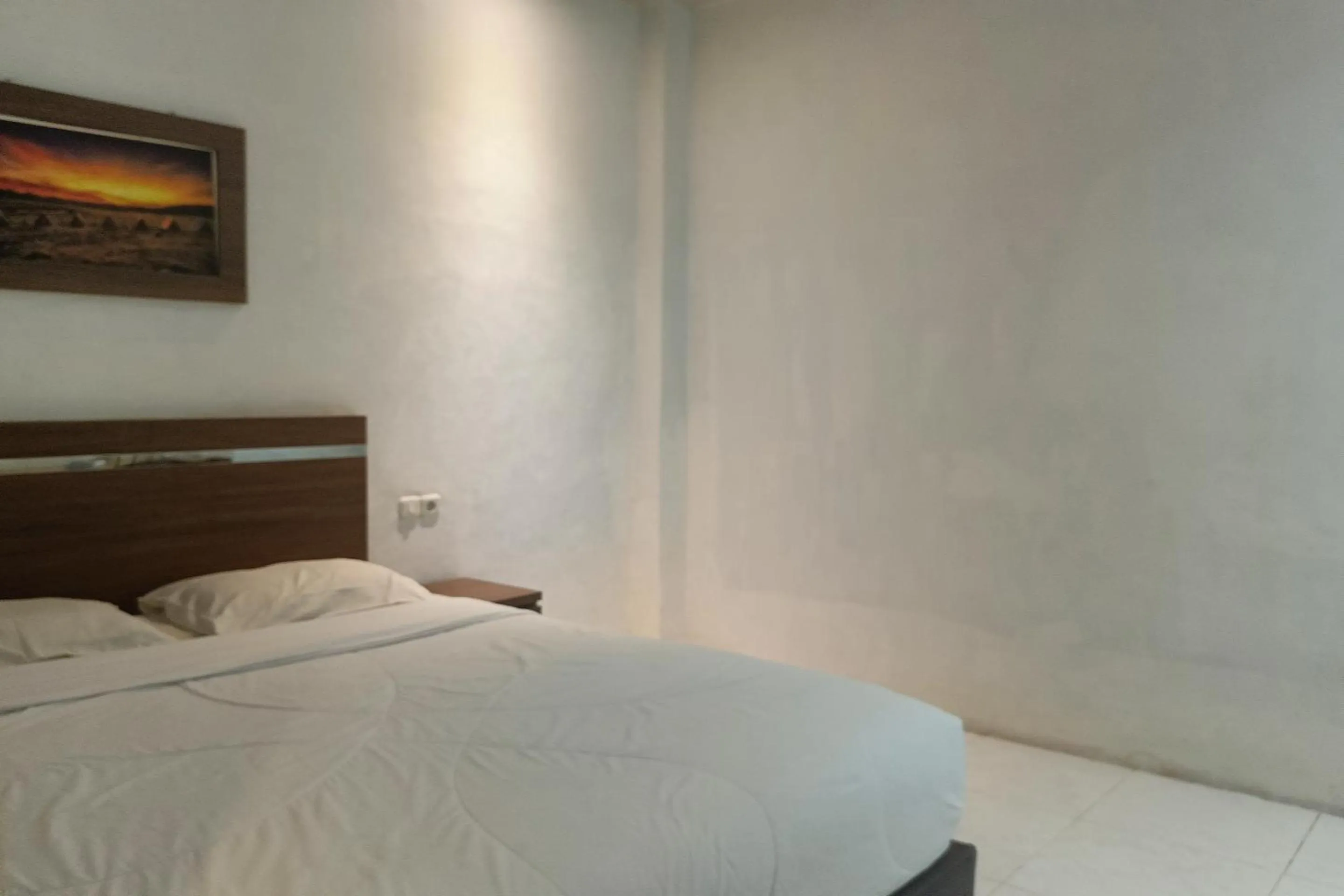 Bedroom, Bed in Hotel O Sunrise Garage Home