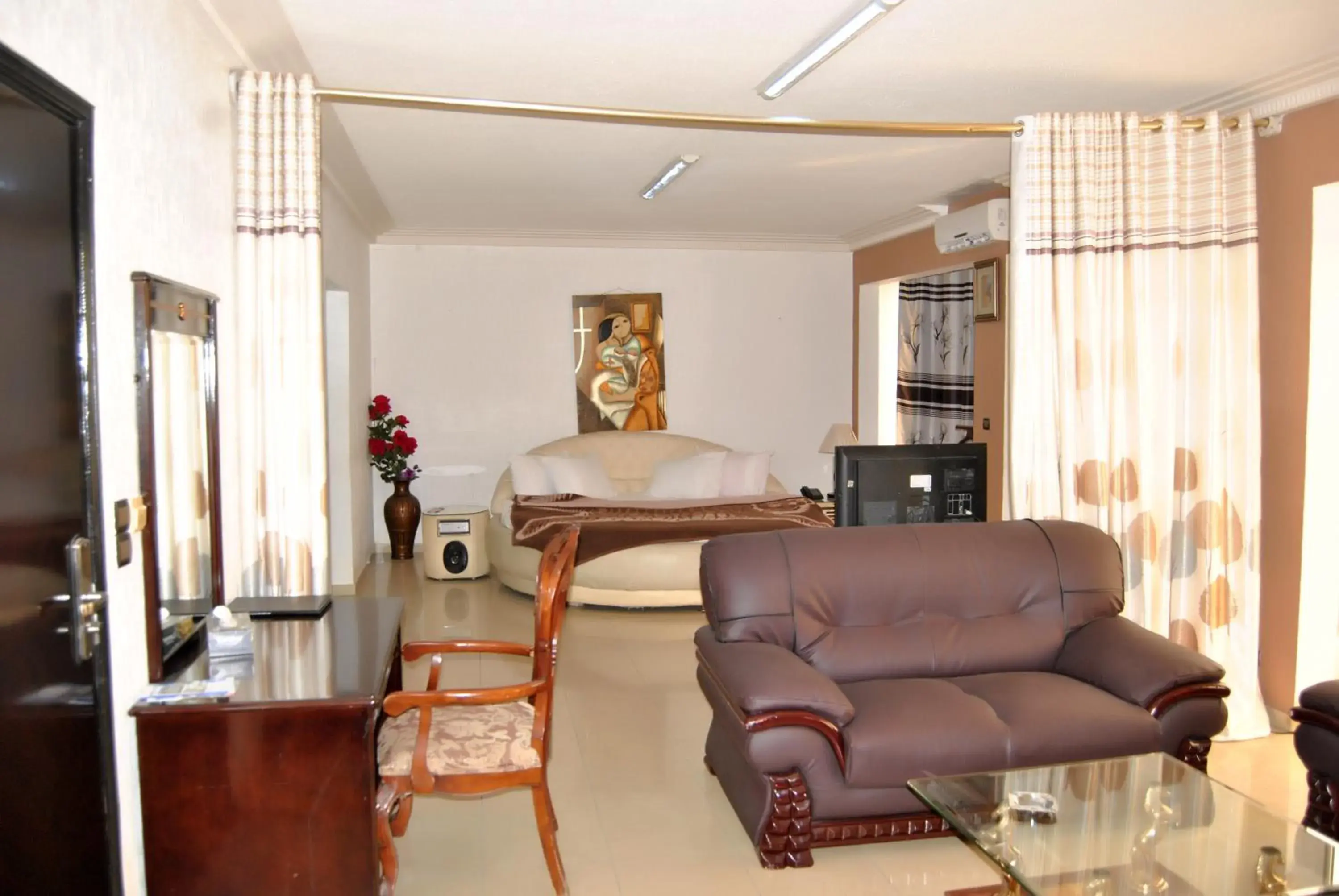 Suite - single occupancy in Riviera Hotel Benin Suite - single occupancy in Riviera Hotel Benin
