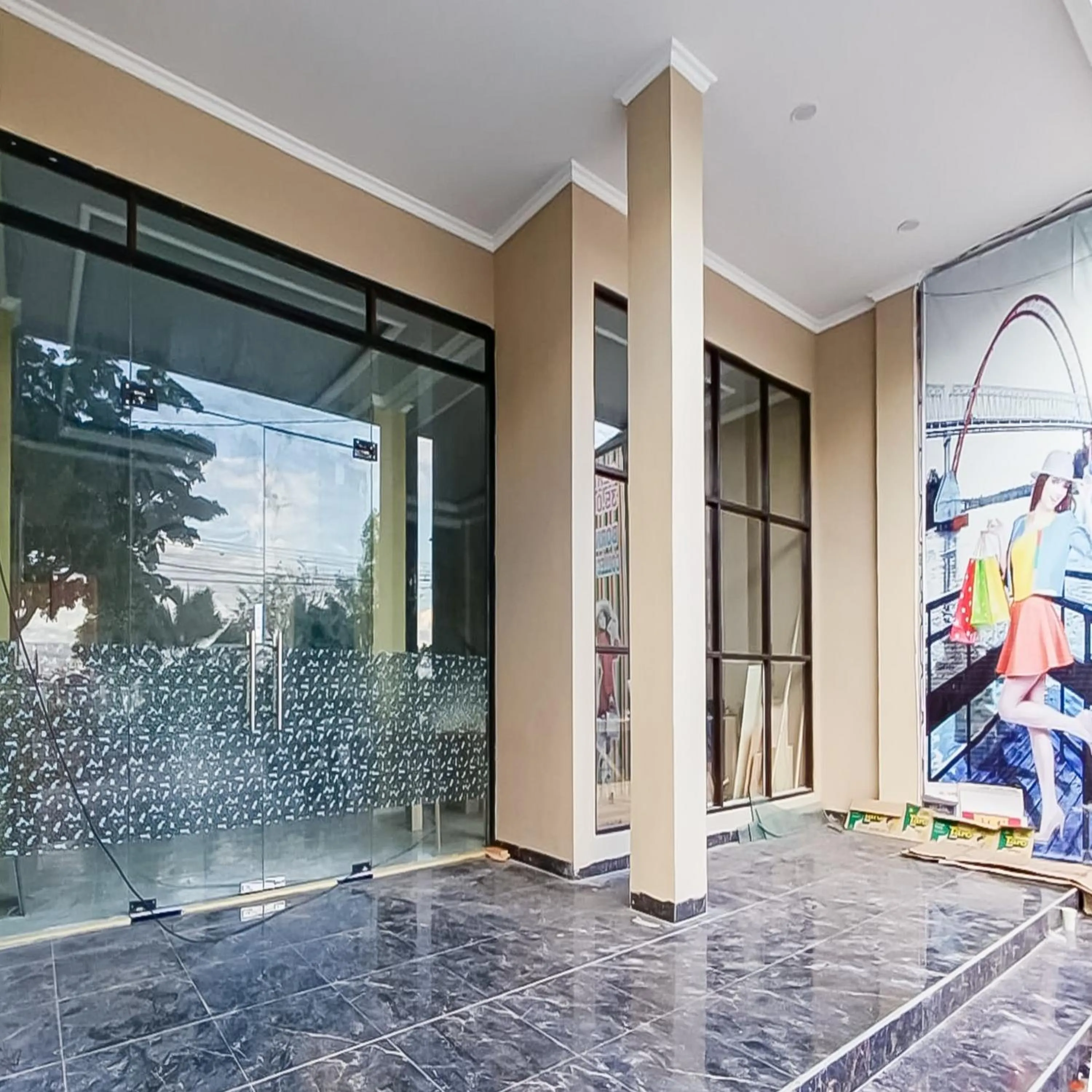 Facade/entrance in Urbanview Hotel Lamin Palangkaraya by RedDoorz