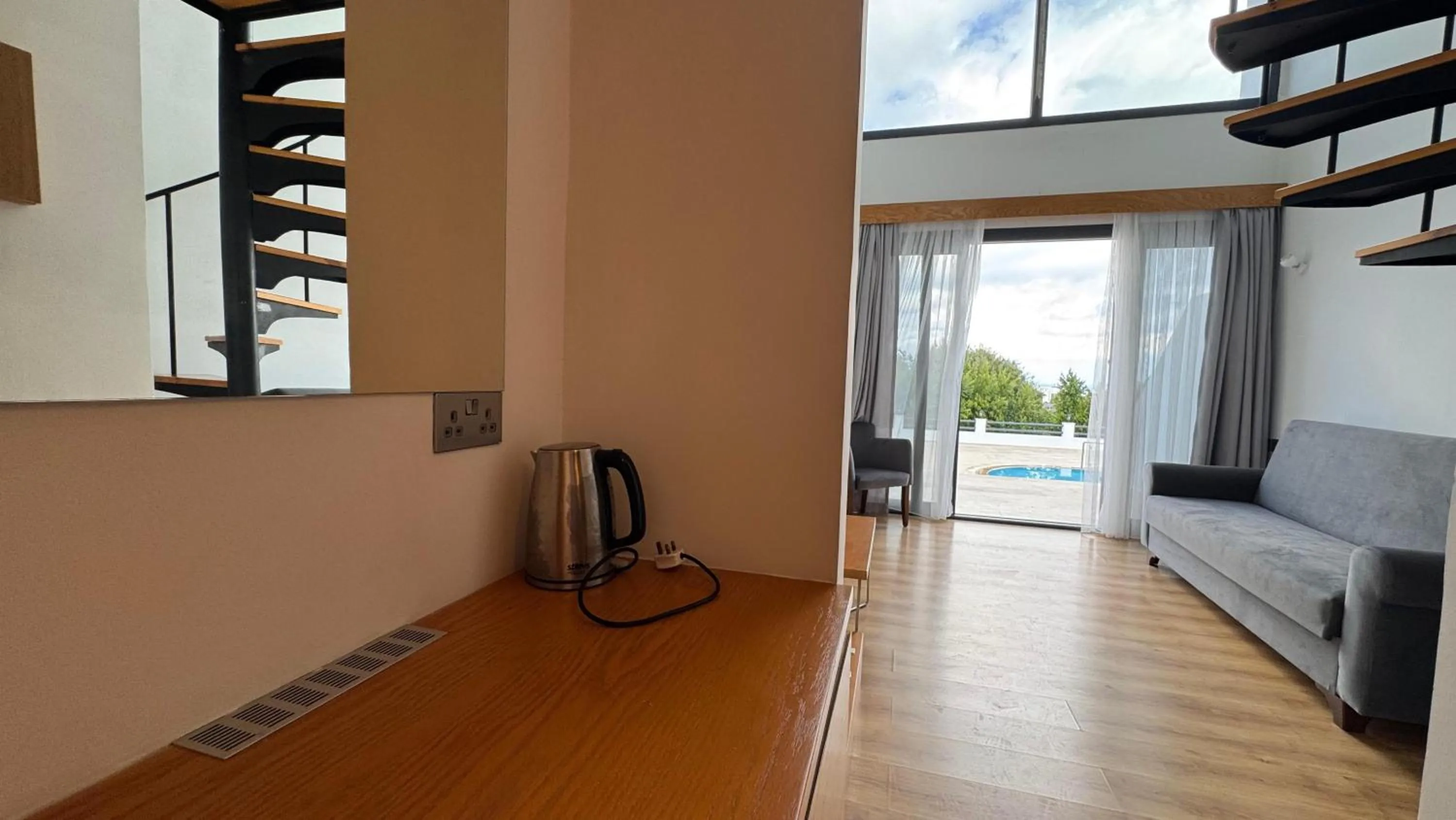 Bellapais Oasis Hotel