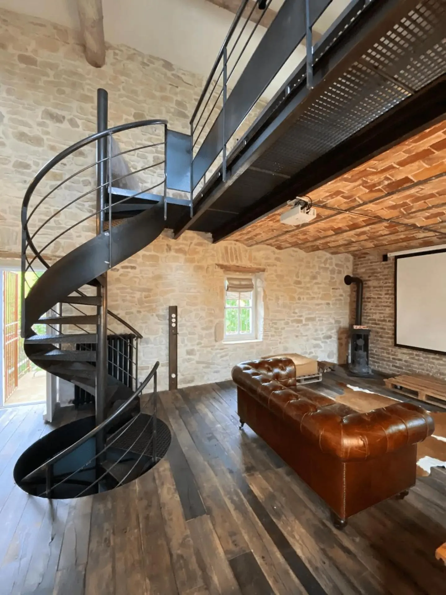 Living room in Secret d'Uzès - Le Loft - Avec piscine chauffée
