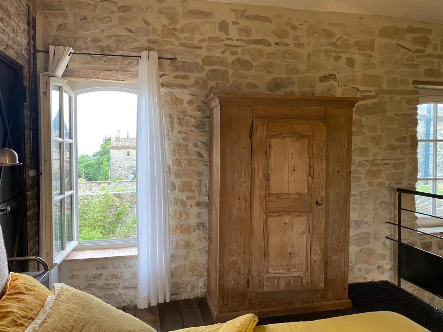 Bedroom in Secret d'Uzès - Le Loft - Avec piscine chauffée