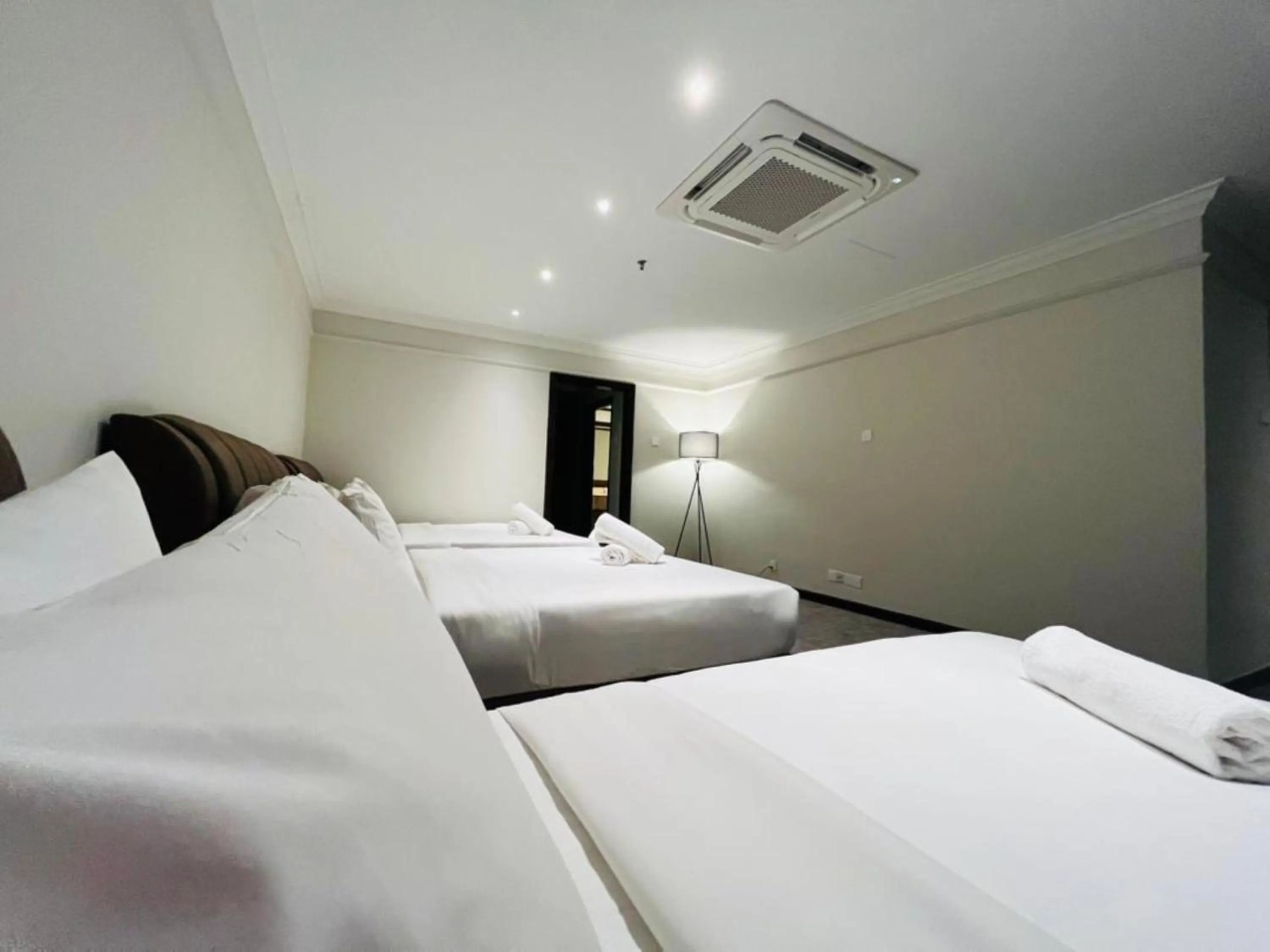 Bed in Kingston Hotel 9 - Jonker Street Malacca