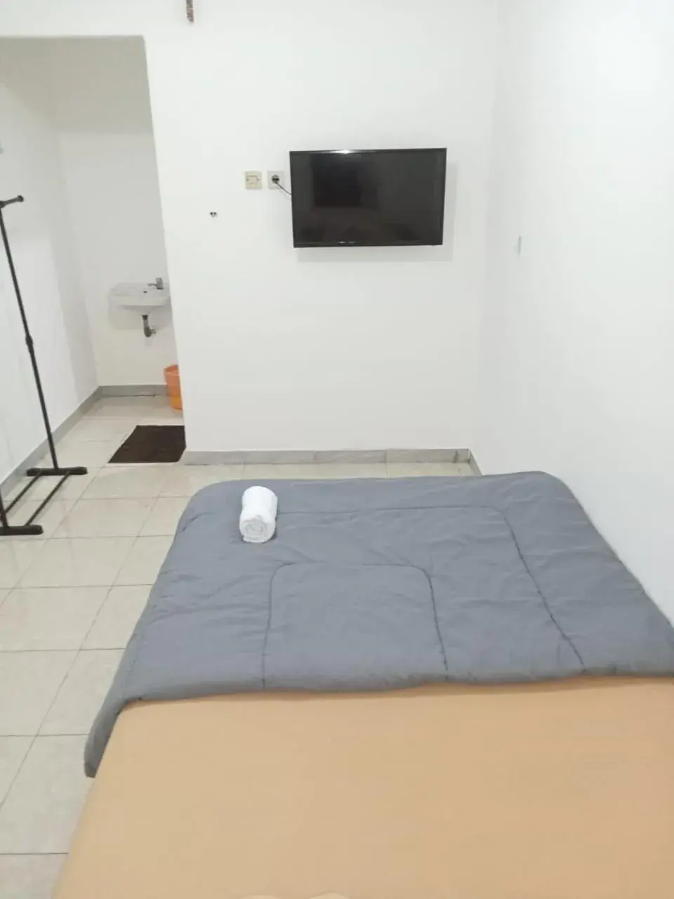 TV and multimedia, Bed in Rays Residence TV and multimedia, Bed in Rays Residence