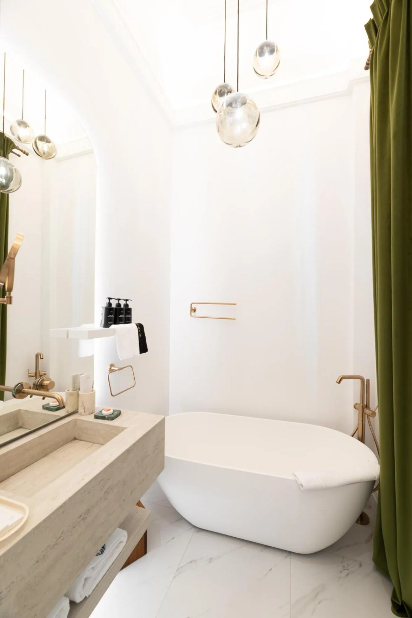 Bathroom in Emerald Hotel Athens