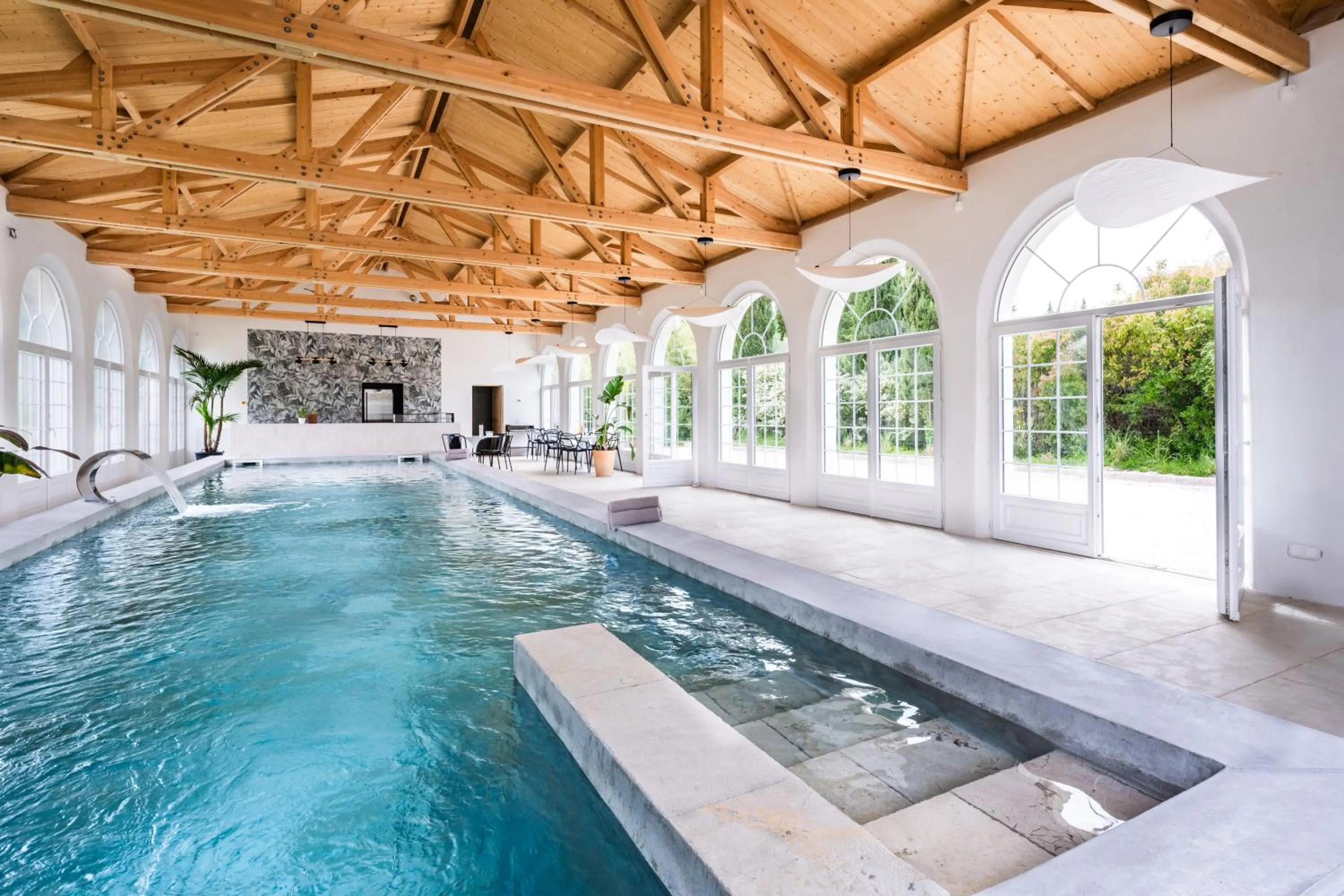 Swimming pool in Secret d'Uzès - Place aux Herbes - Piscine chauffée et Jacuzzi