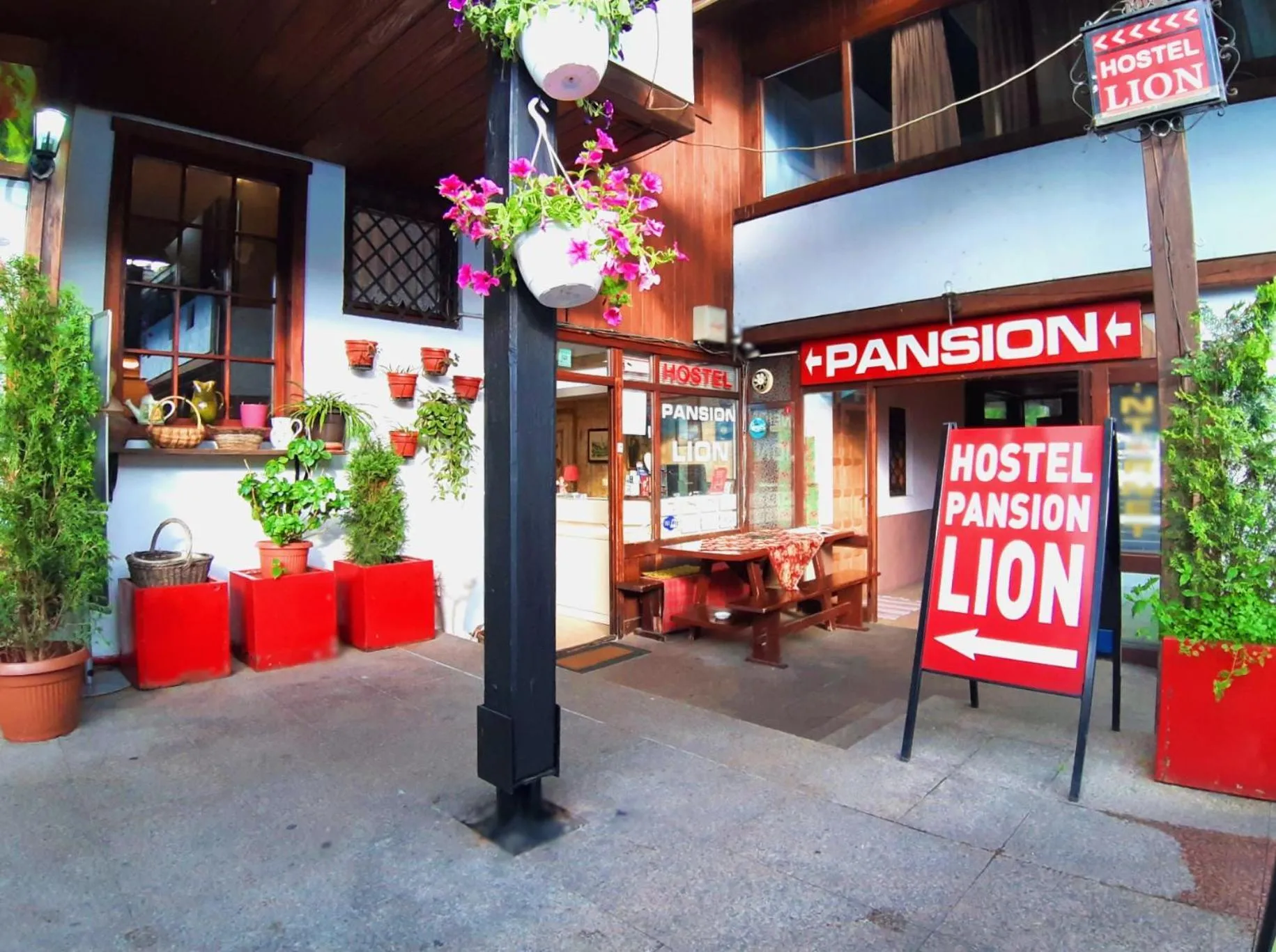 Property building in Hostel Pansion Lion