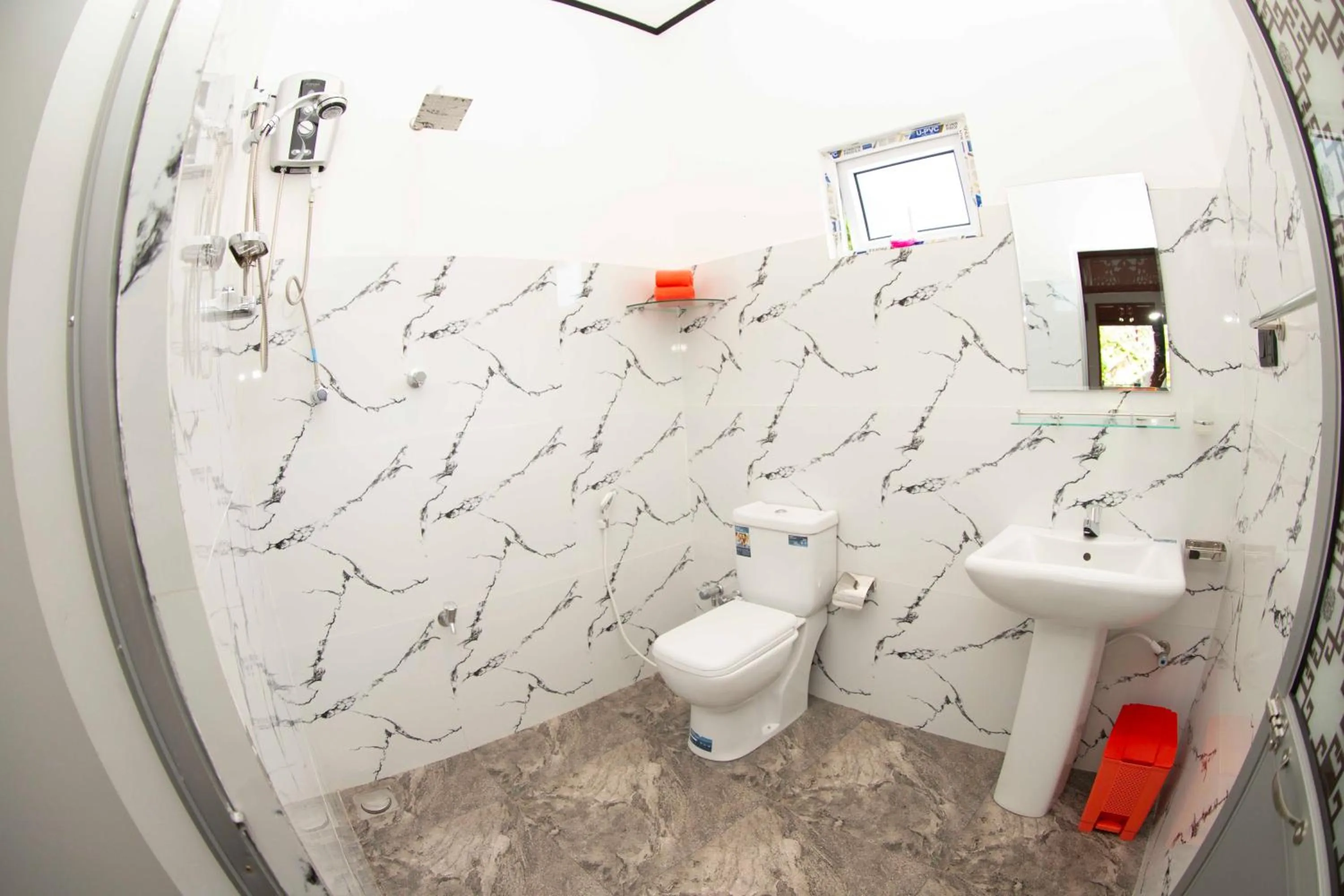 Bathroom in Dinsara Pearl Villa