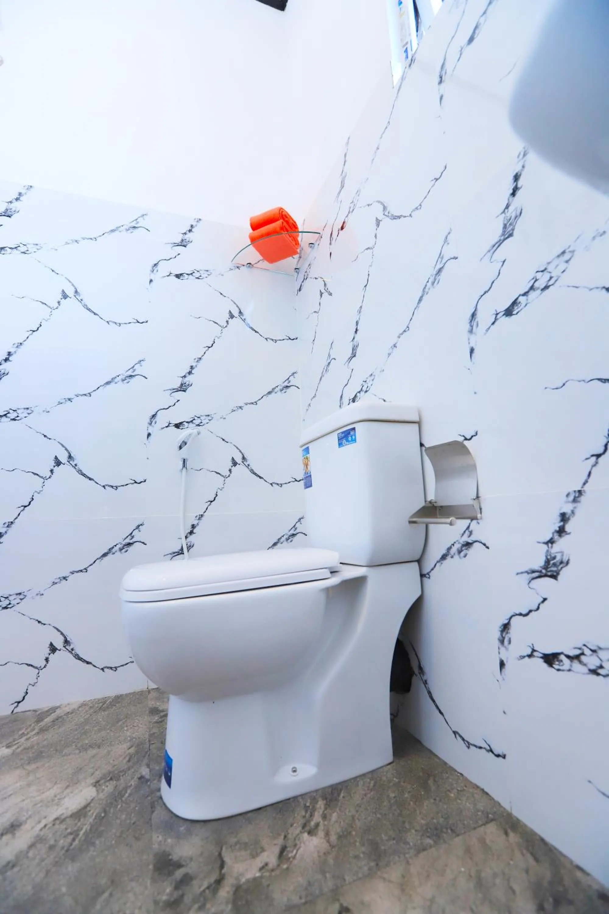 Toilet in Dinsara Pearl Villa