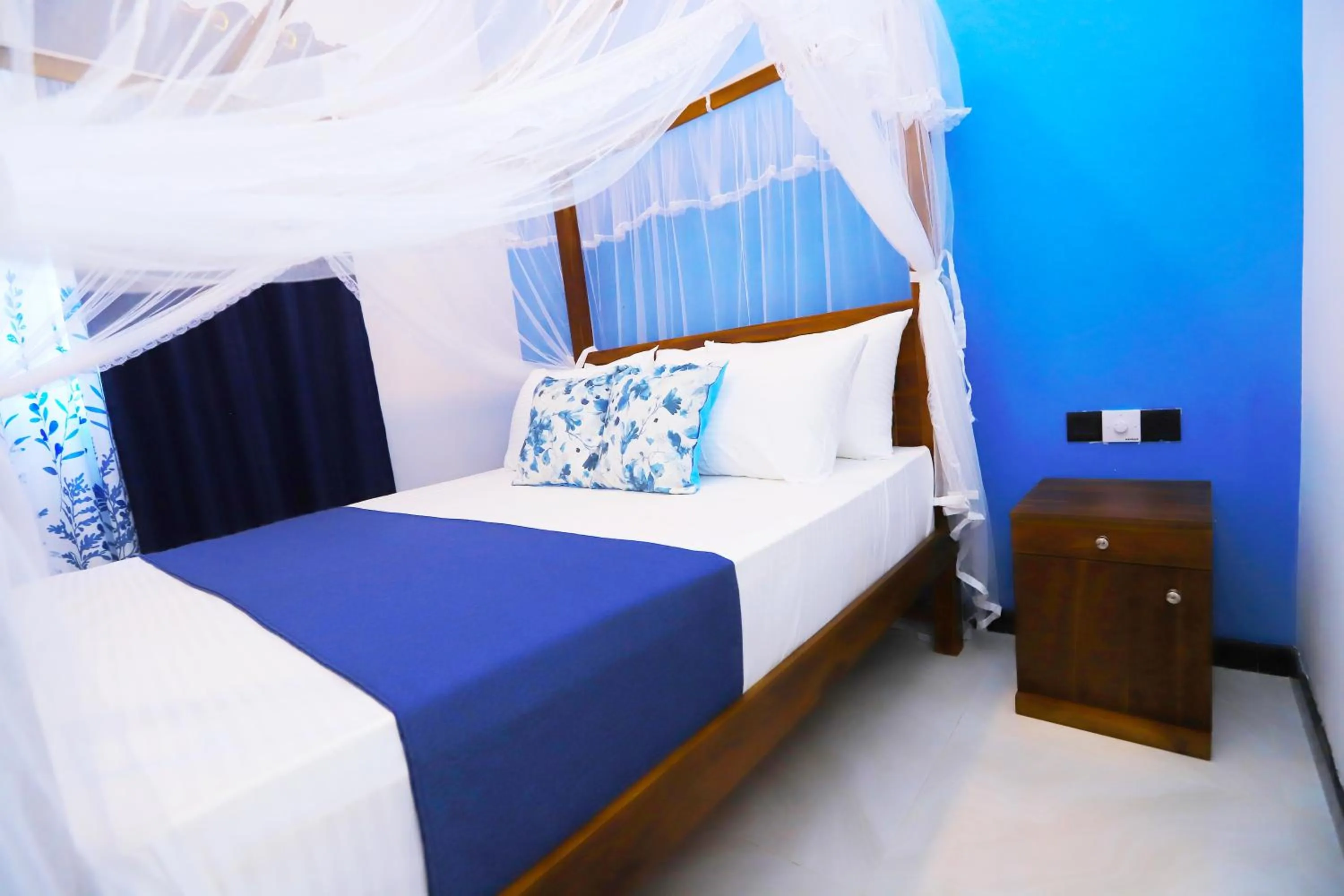 Bedroom, Bed in Dinsara Pearl Villa