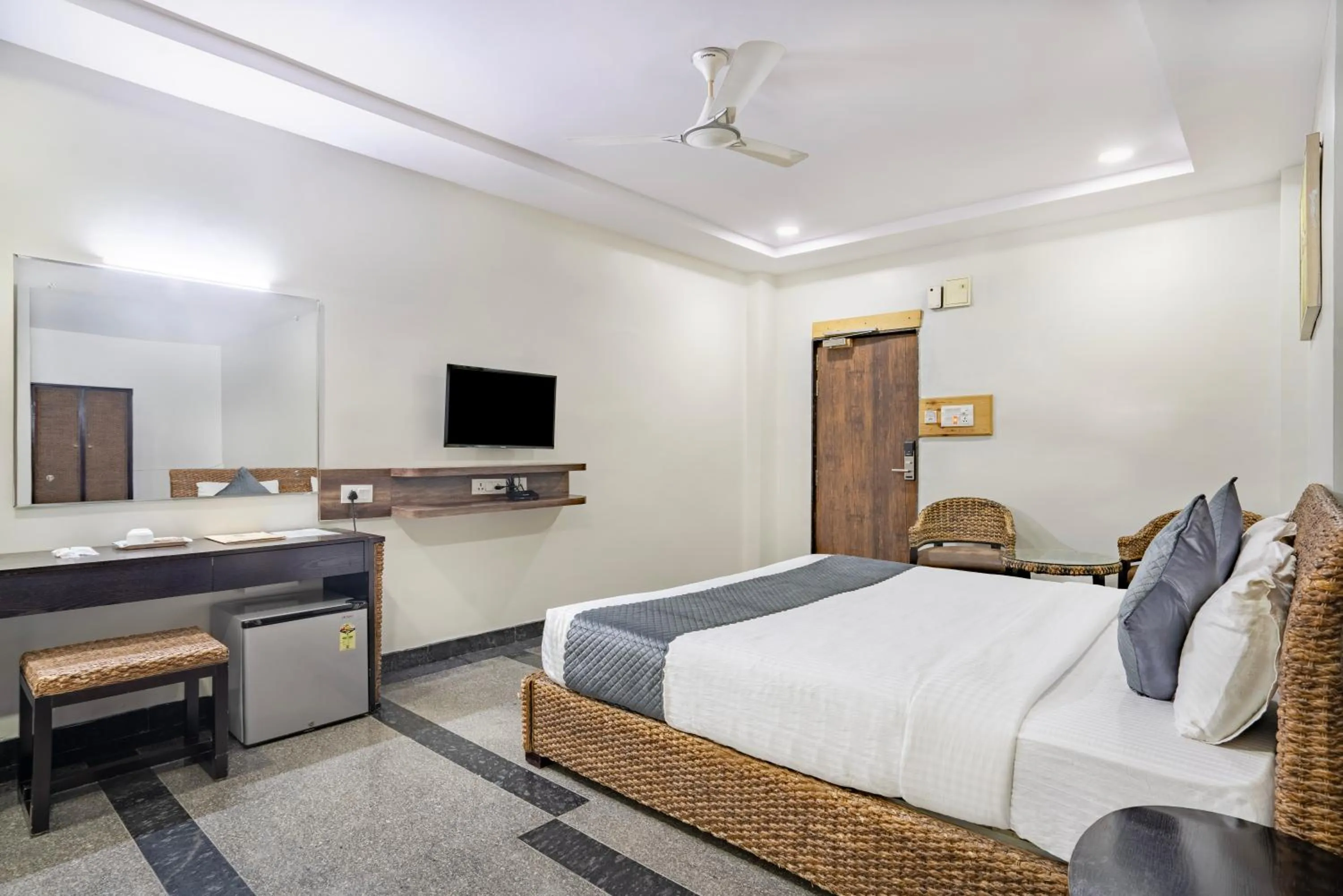 Bed in Hotel Lokis Forest Inn L B Nagar