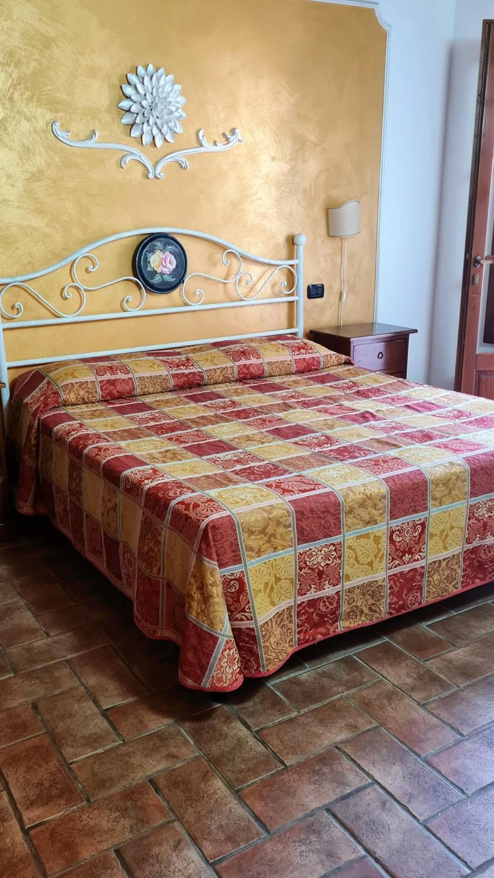 View (from property/room), Bed in Antico Borgo Il Cardino