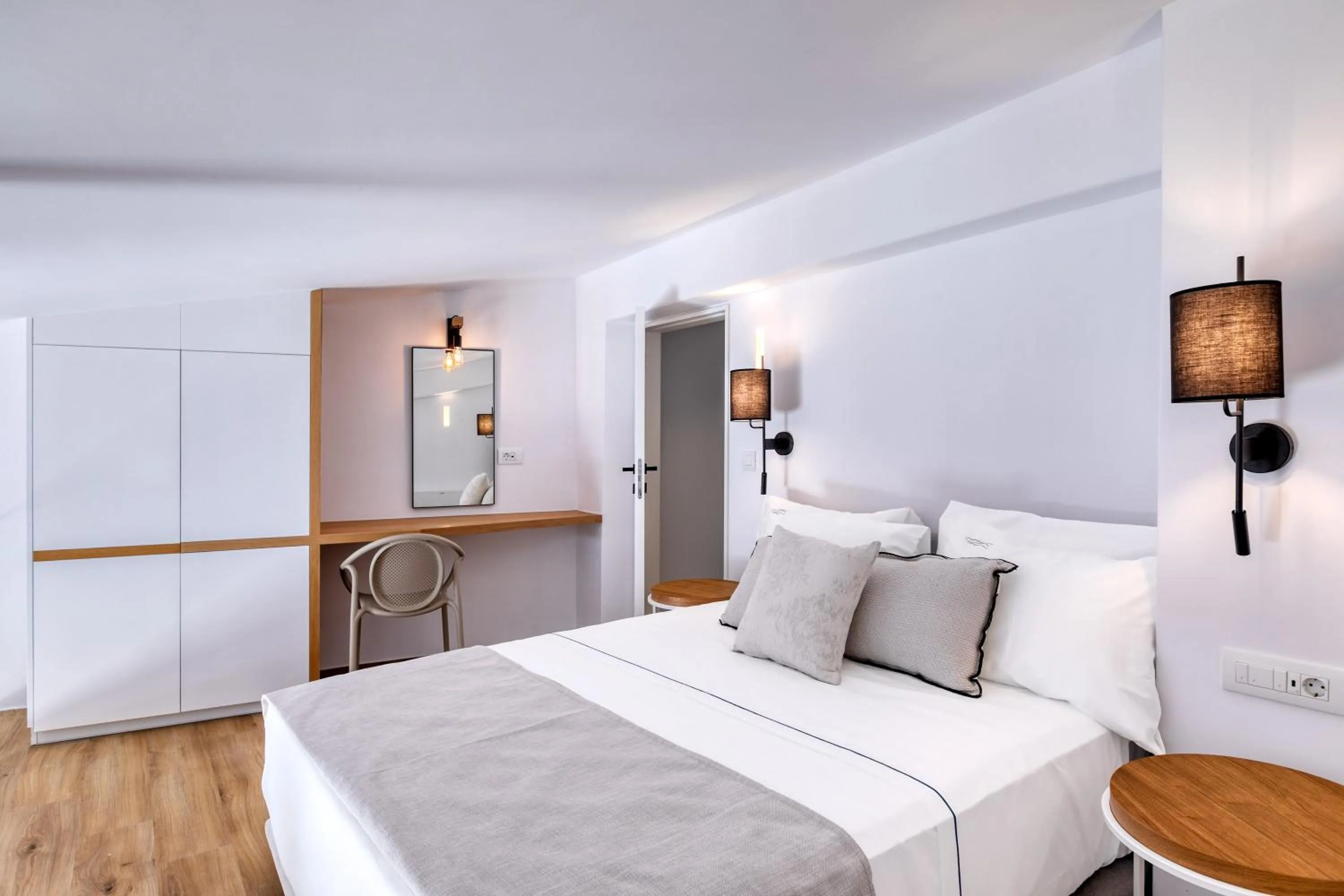 Bed in Nasta Suites & Villas Intentional Living Mykonos