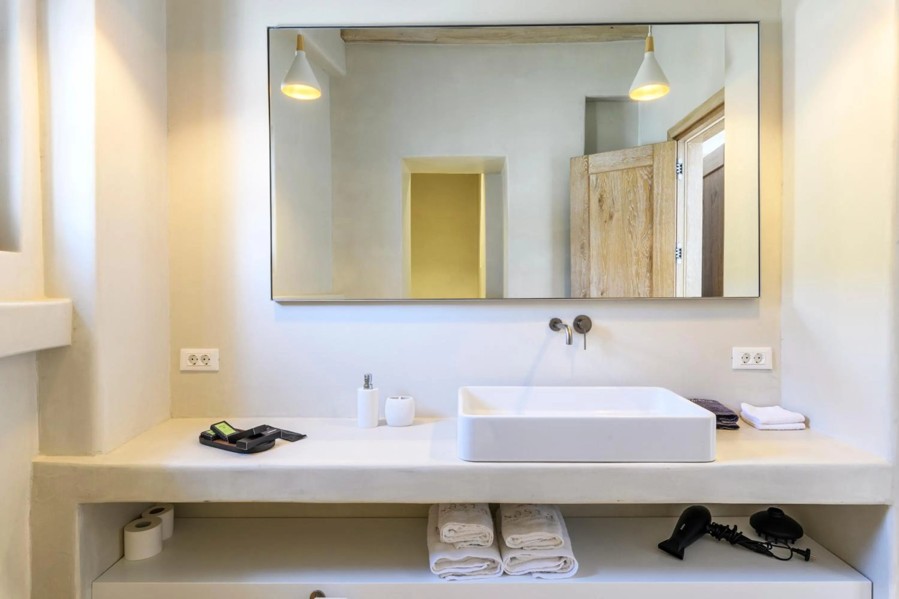 Bathroom in Nasta Suites & Villas Intentional Living Mykonos