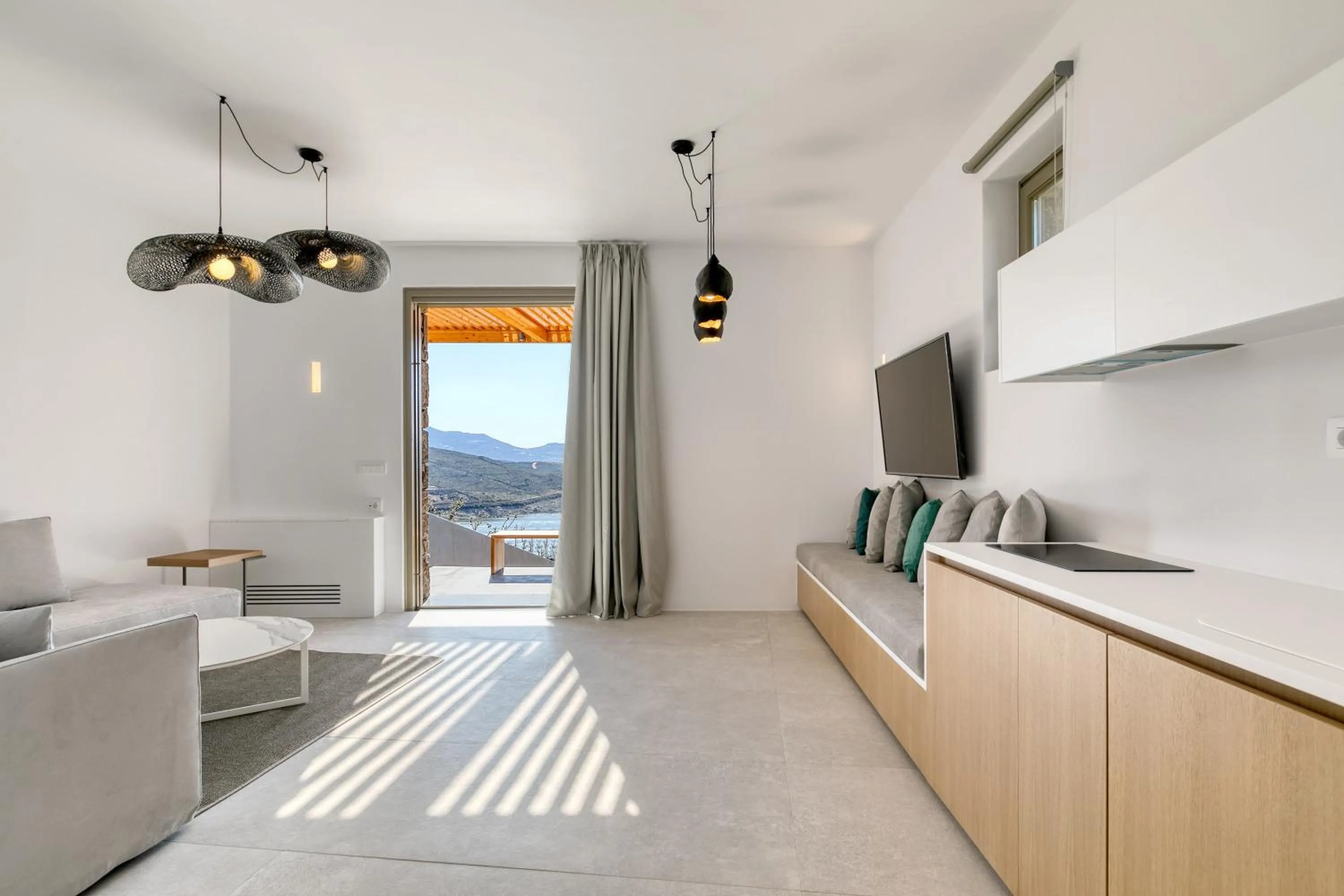 TV and multimedia in Nasta Suites & Villas Intentional Living Mykonos