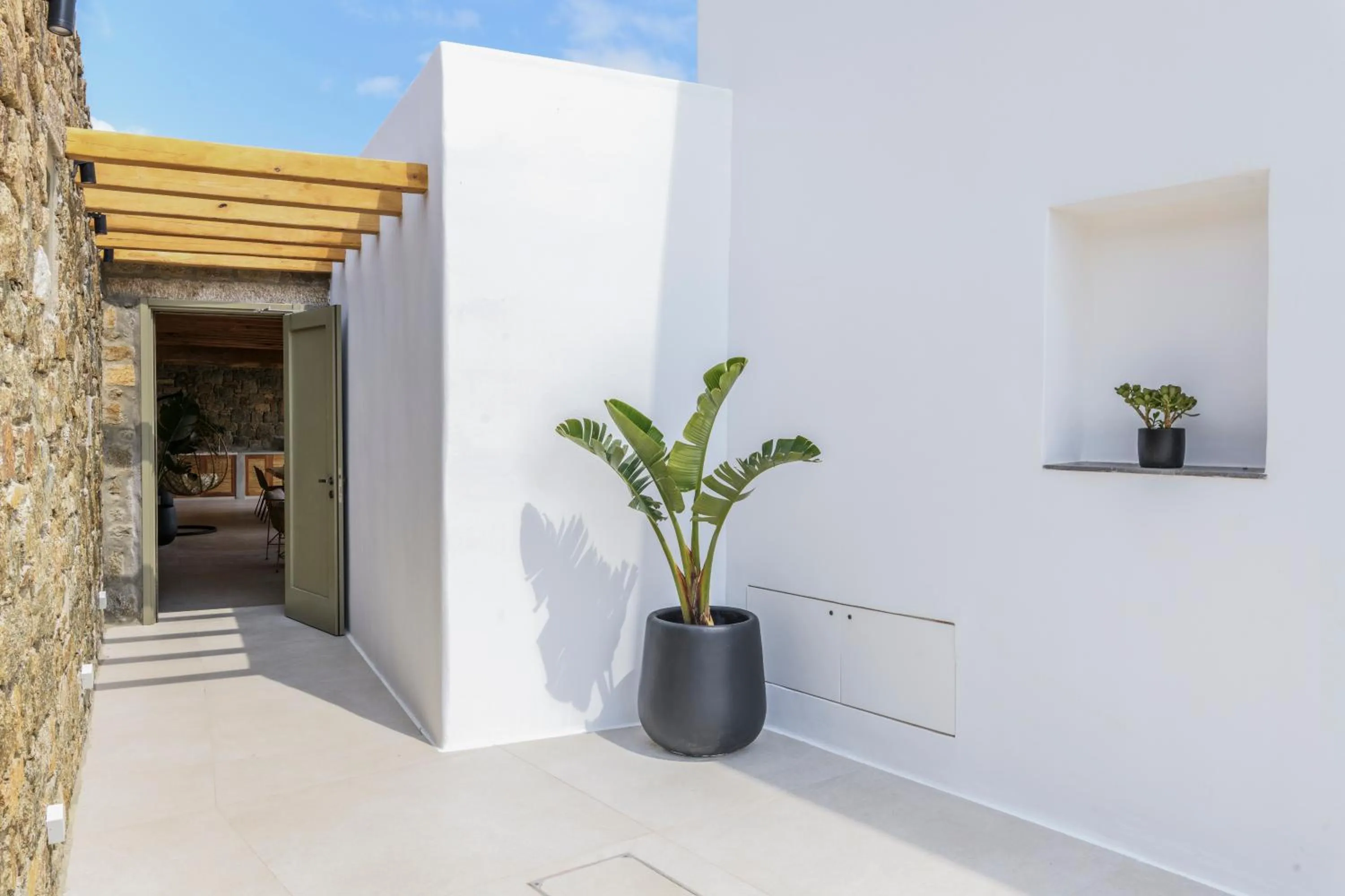 Day in Nasta Suites & Villas Intentional Living Mykonos