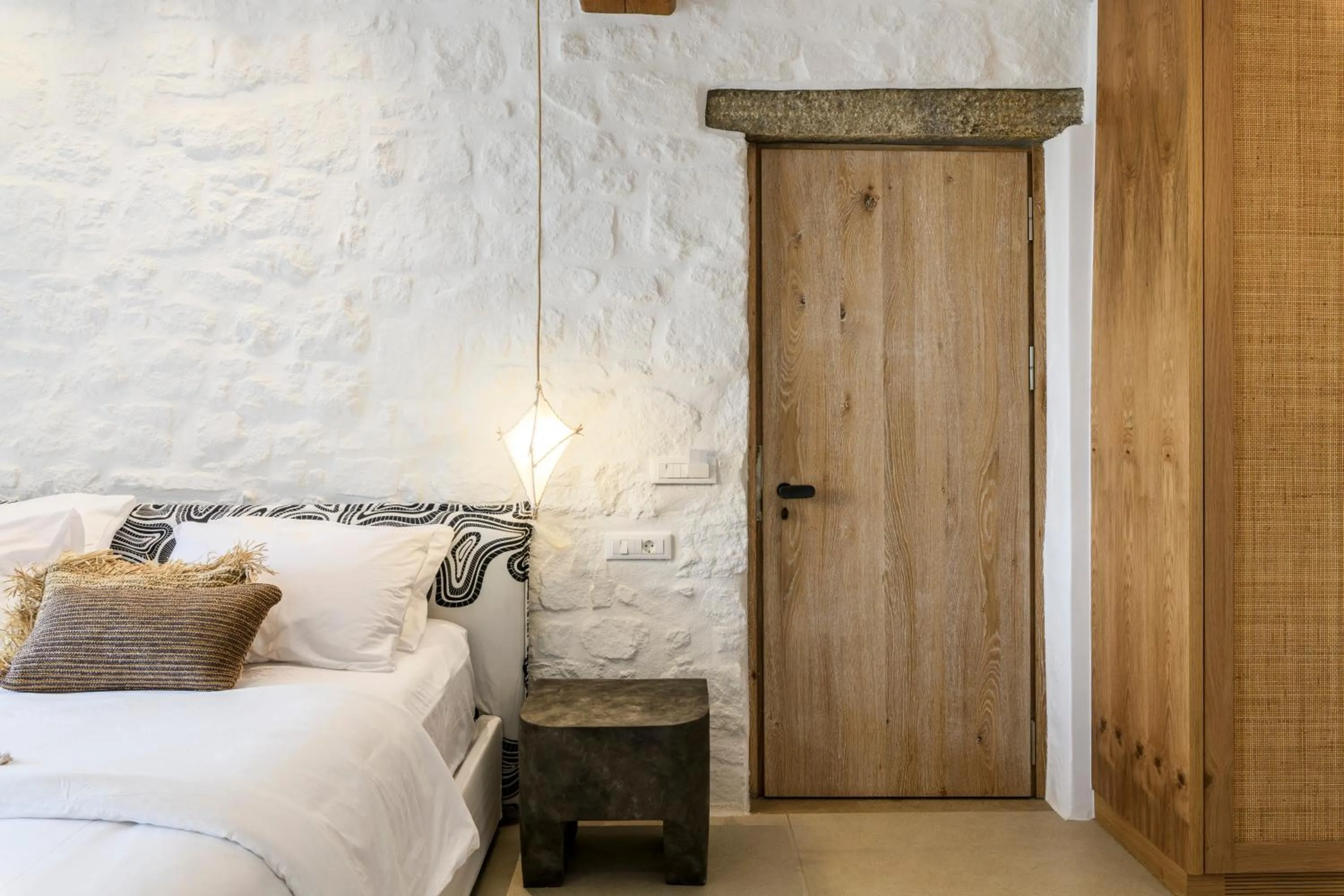 Bed in Nasta Suites & Villas Intentional Living Mykonos