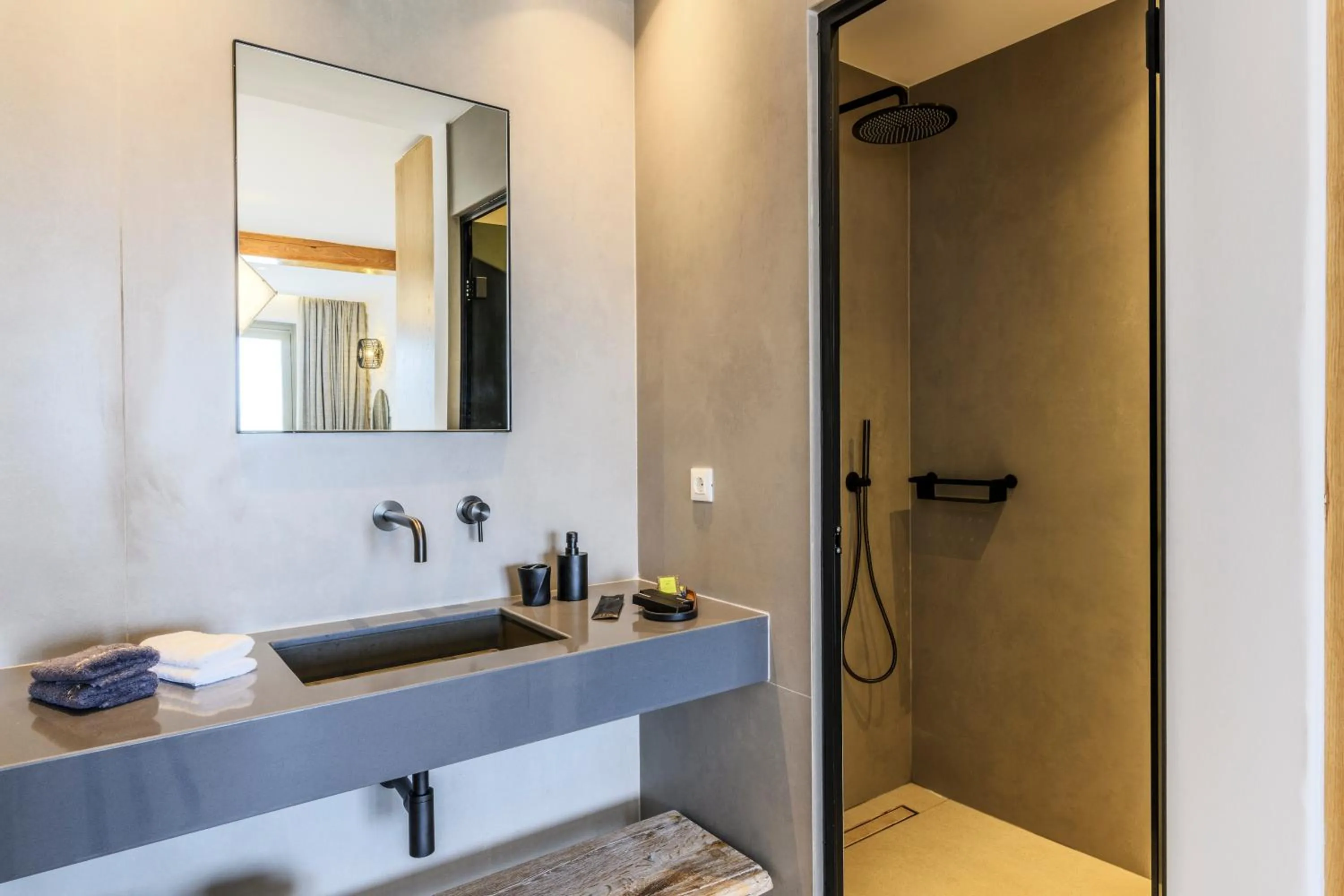 Shower in Nasta Suites & Villas Intentional Living Mykonos