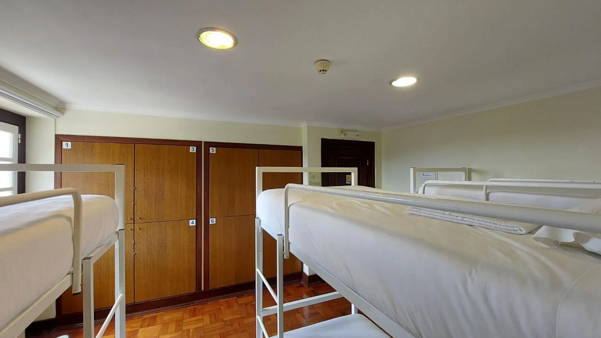 Bed in HI Alfeizerão – Pousada de Juventude