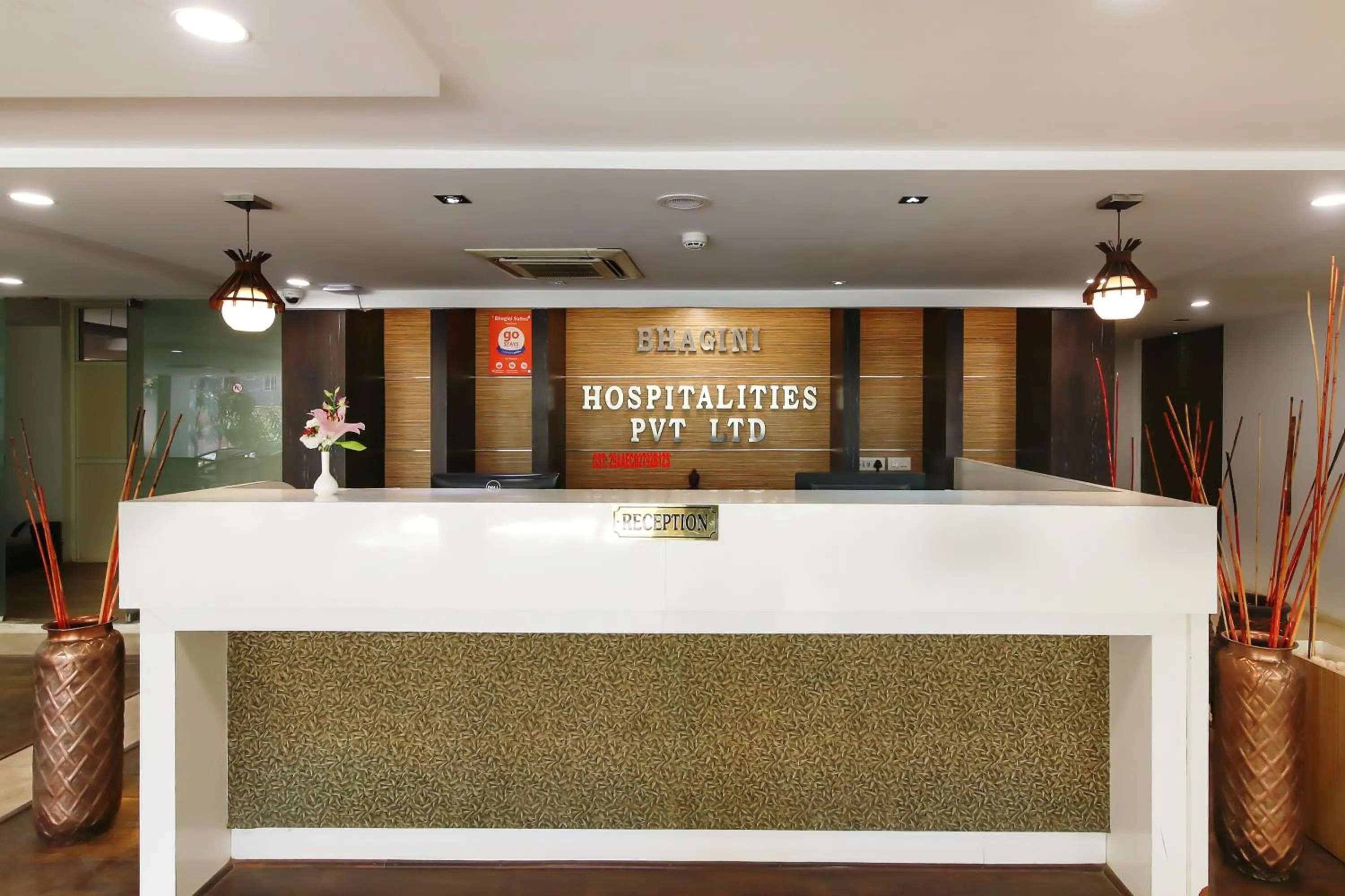 Lobby or reception in Icon Suites by Bhagini