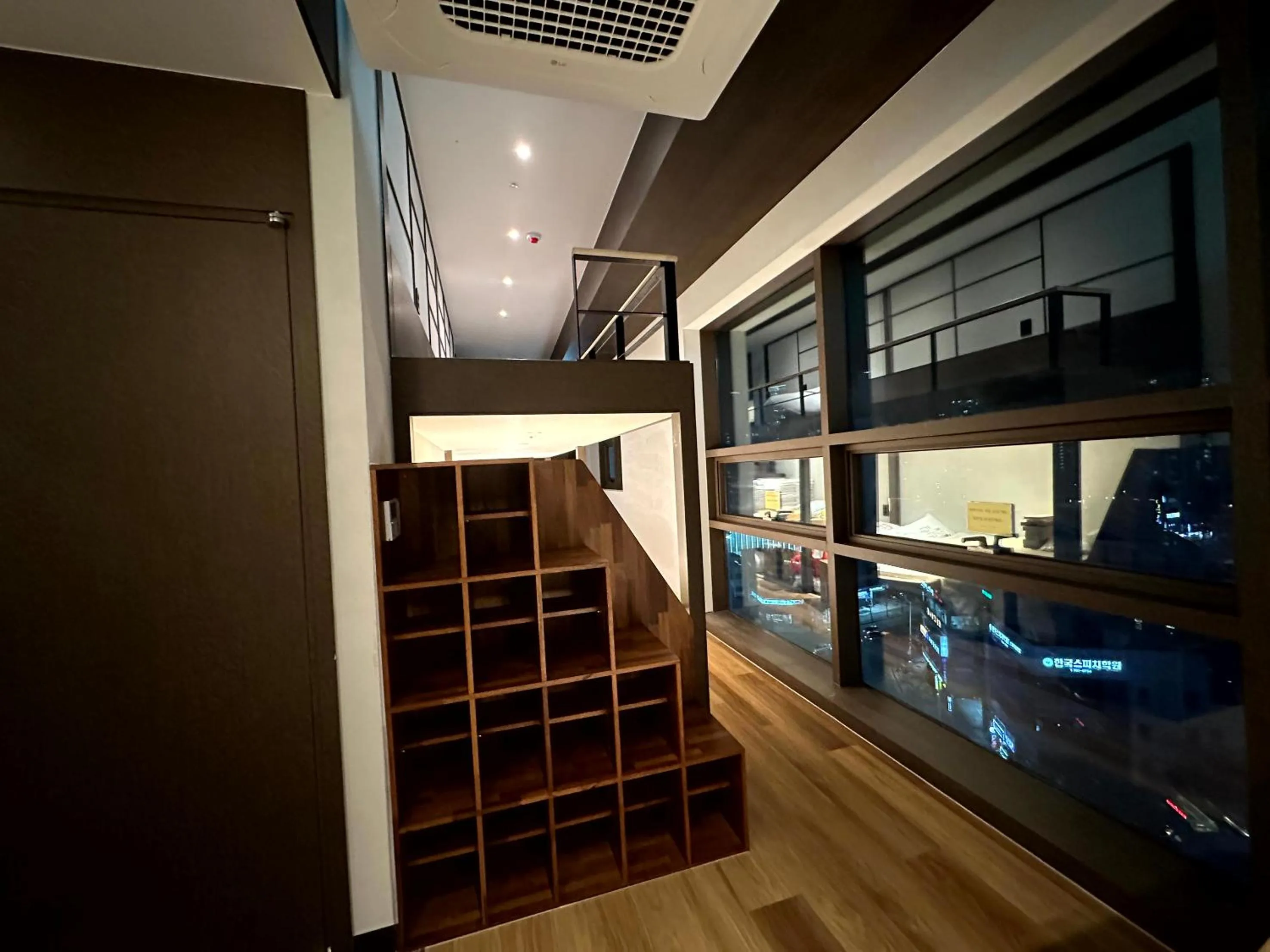 Living room in Nomad Live Hostel