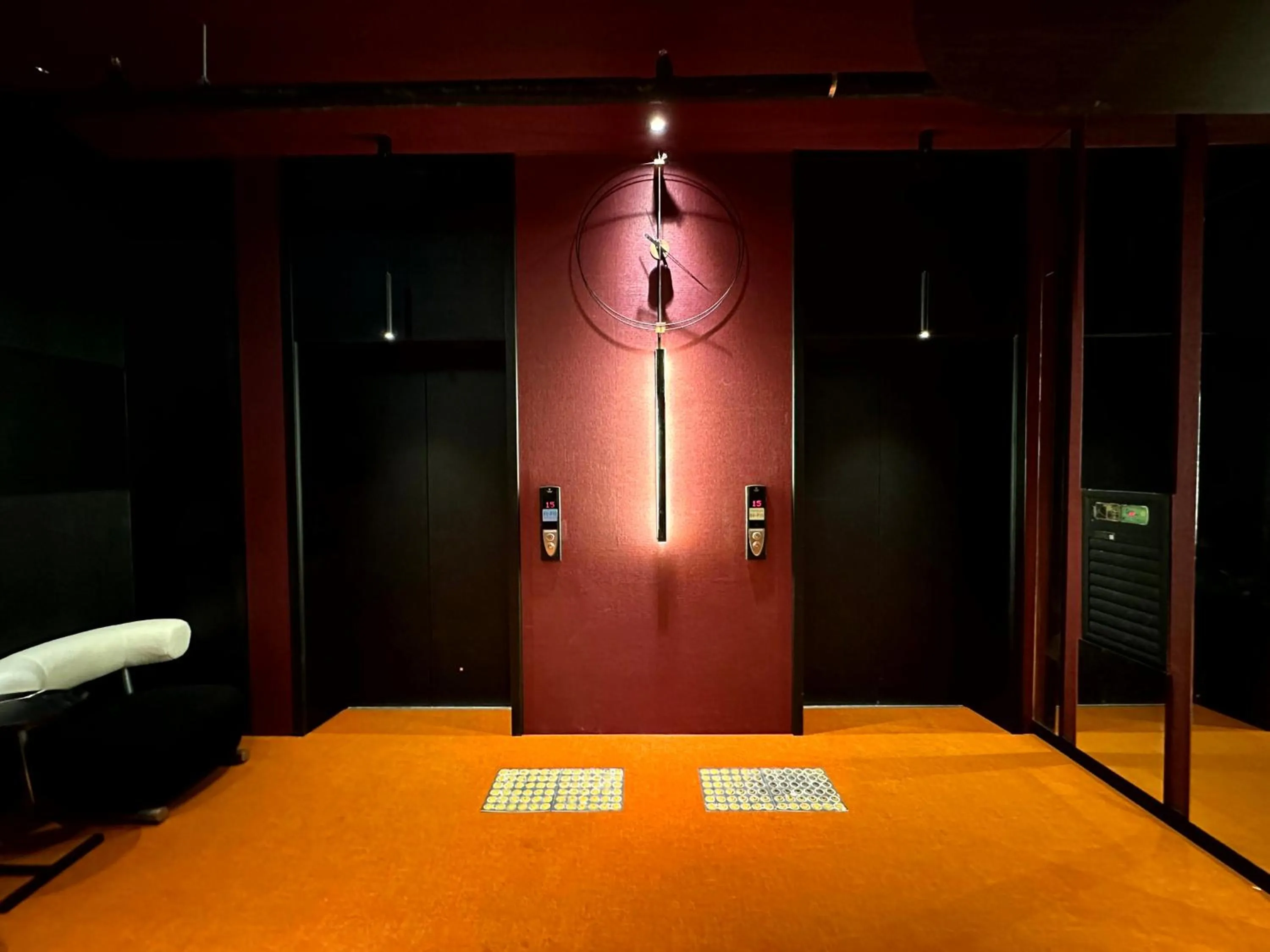 Facade/entrance in Nomad Live Hostel