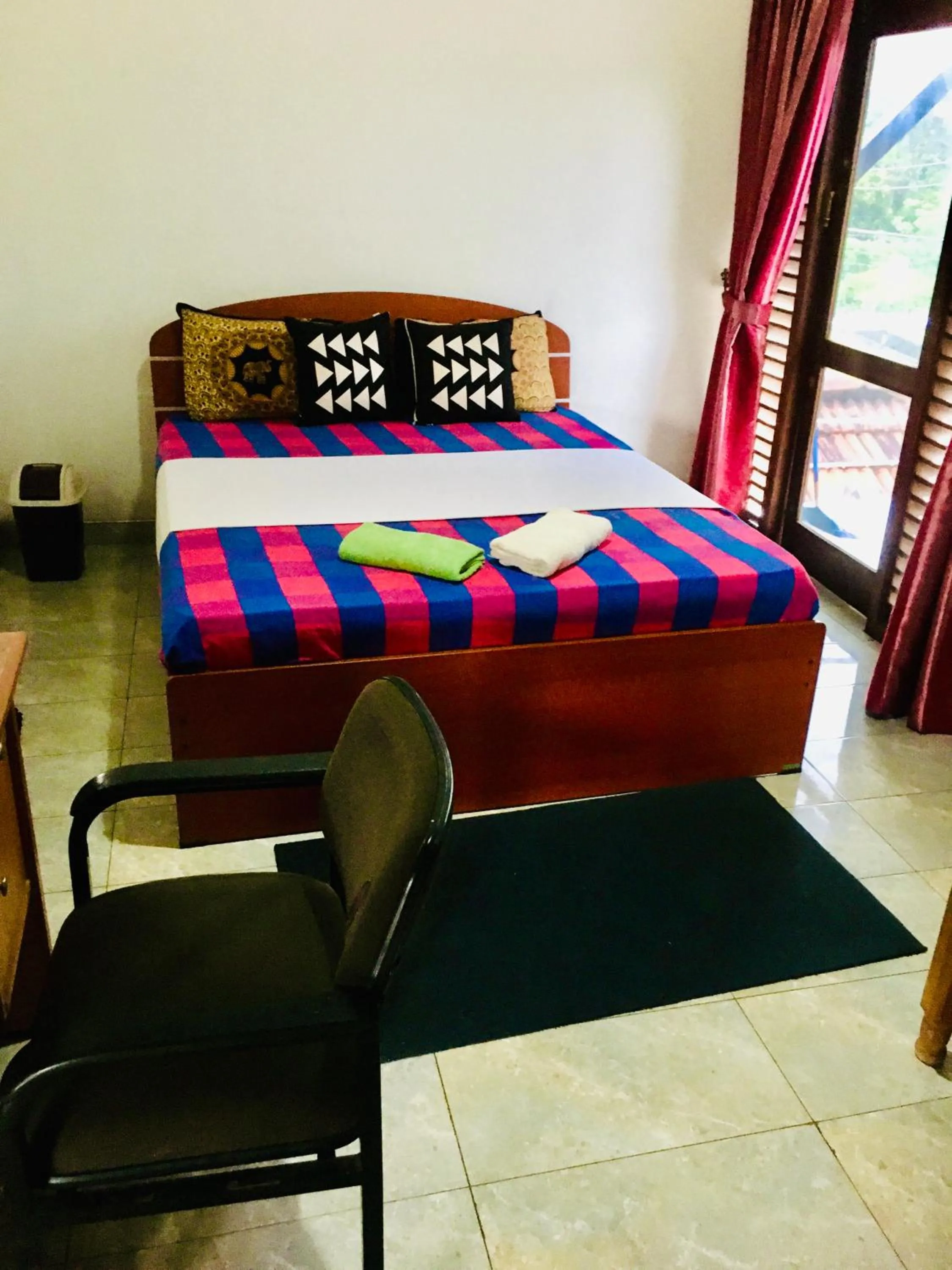 Bed in White horse mirissa