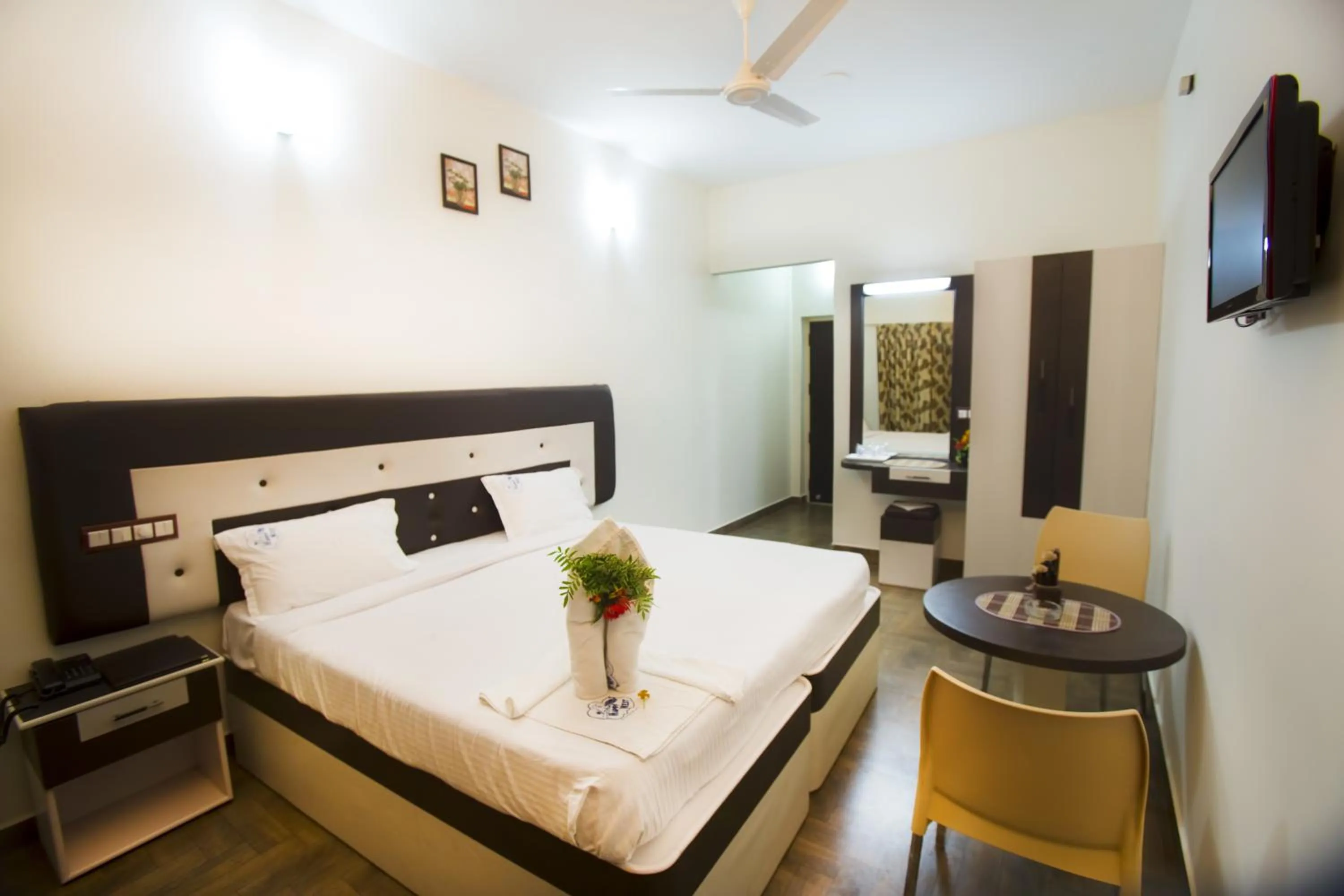 Bedroom in Happy Nest Yercaud