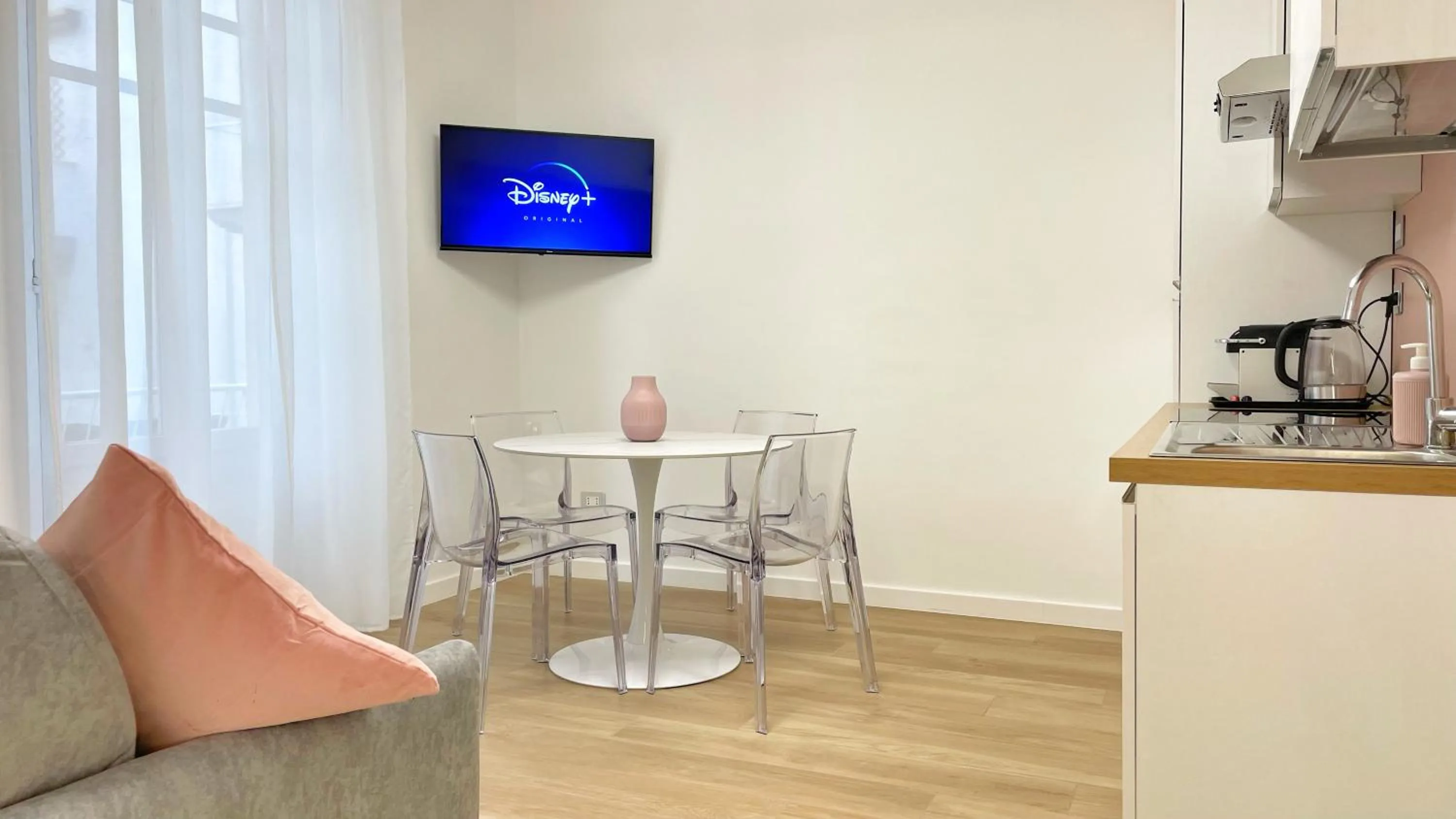 TV and multimedia in Color Houses Pescara Centro