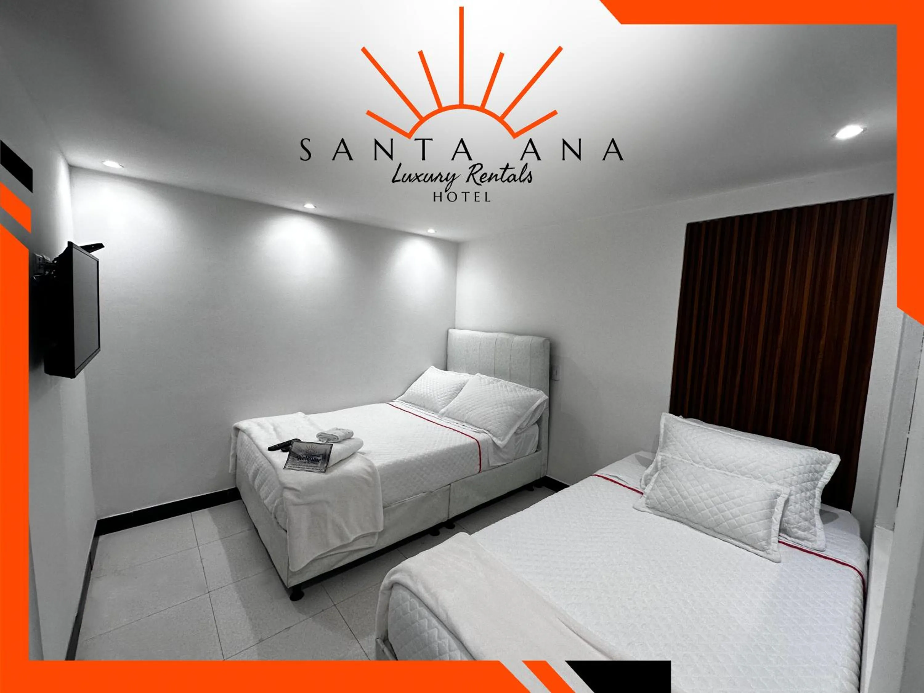 Triple Room with Bathroom - single occupancy in Hotel Santa Ana Luxury Rentals - 113