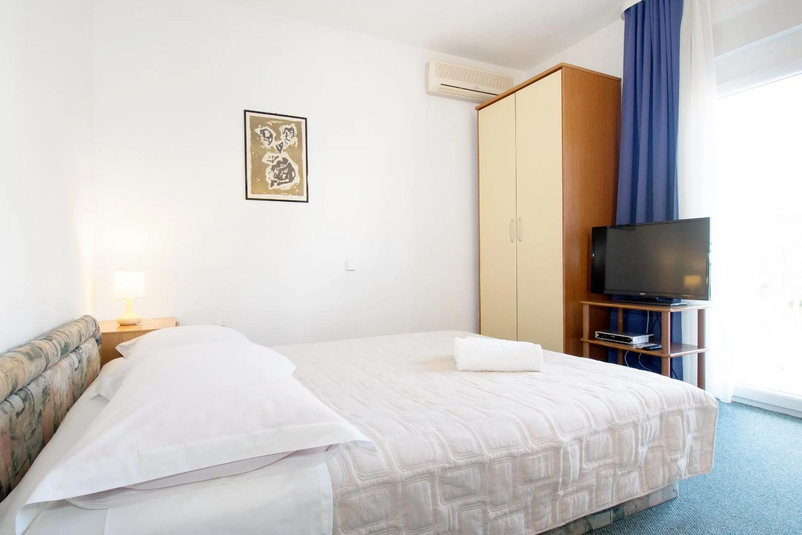 Photo of the whole room, Bed in Beach Guesthouse Mediteran
