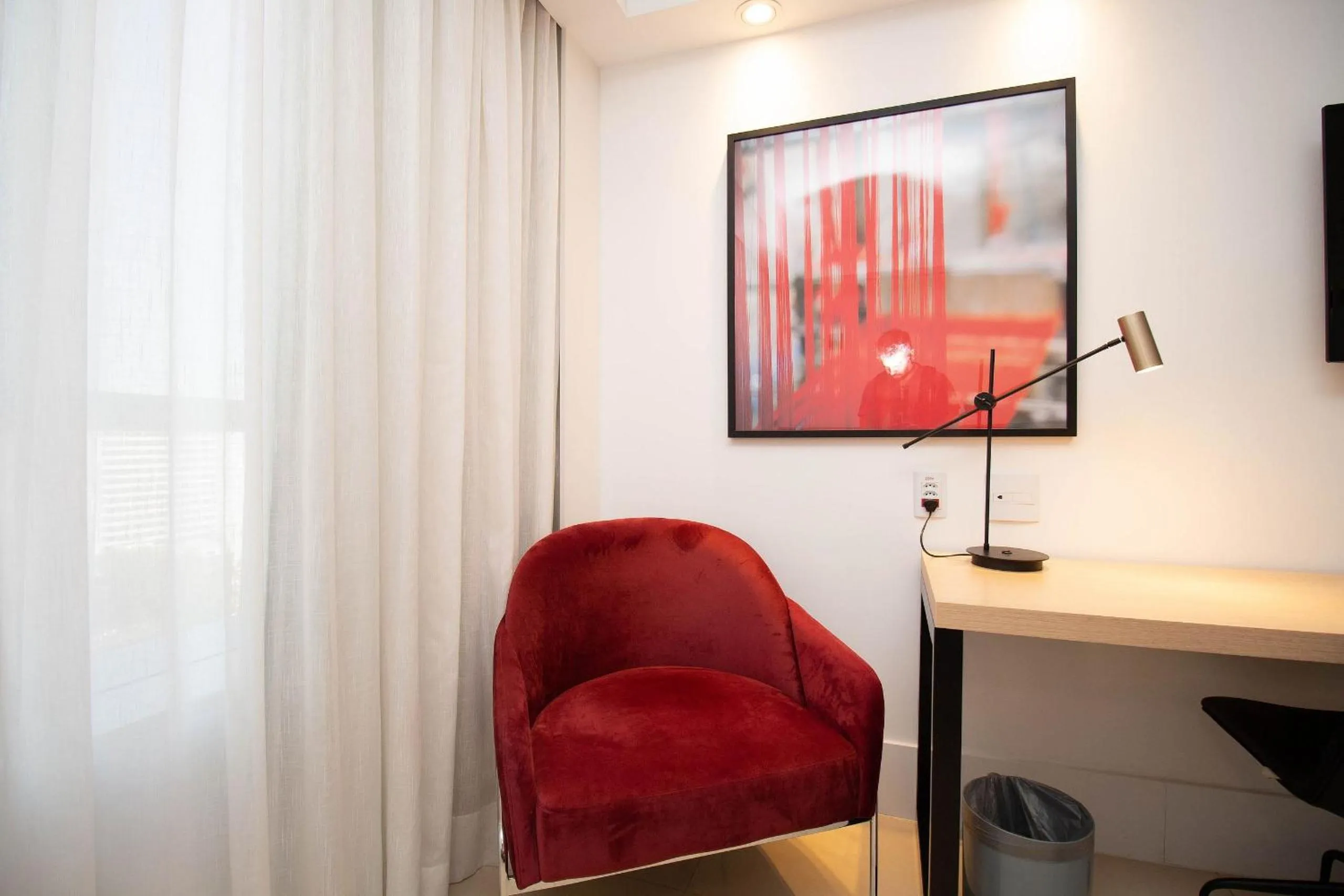 Bedroom in OZPED Flats Particulares Edifício Alvorada