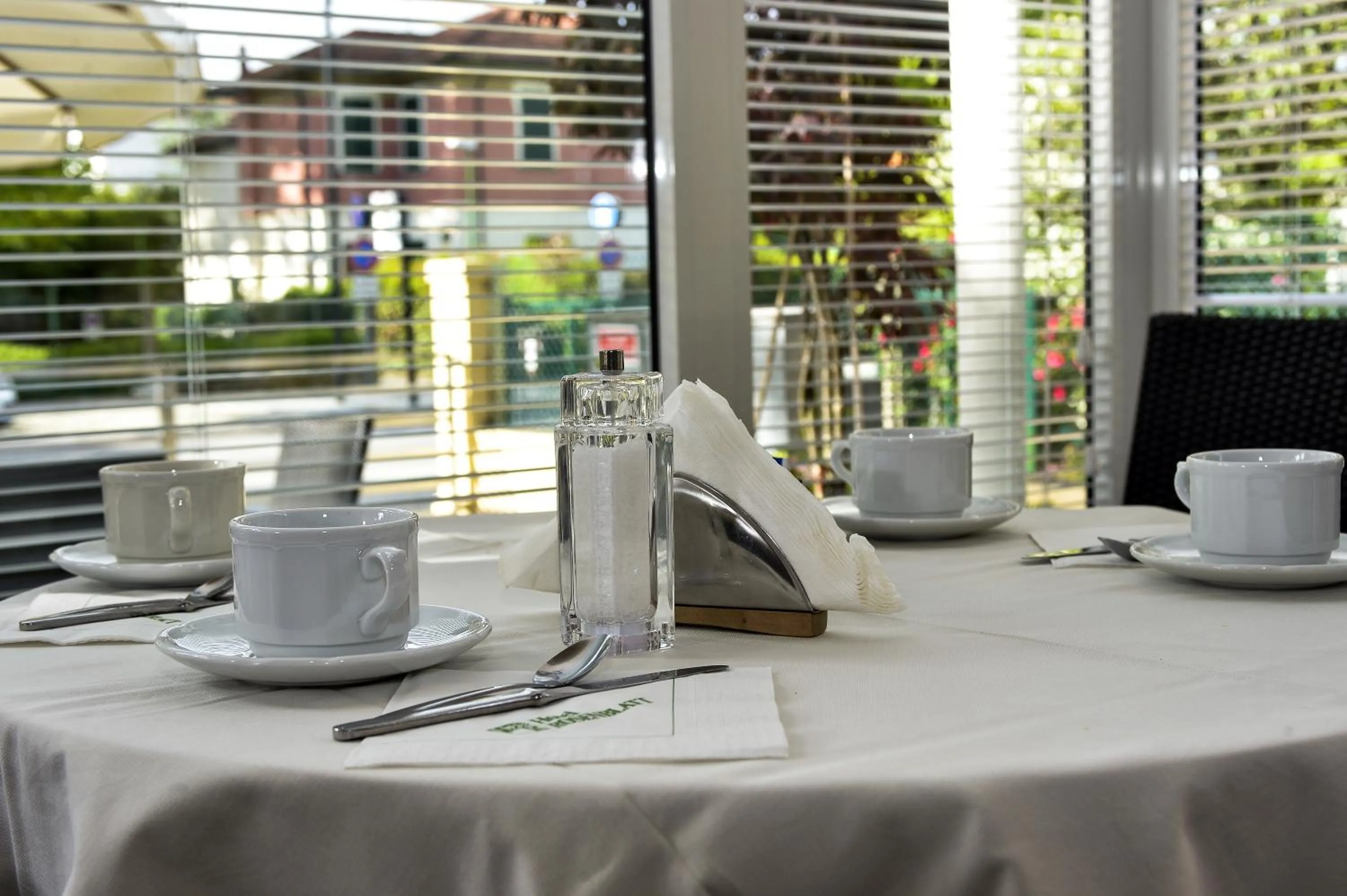 Restaurant/places to eat in Hotel Rosenblatt