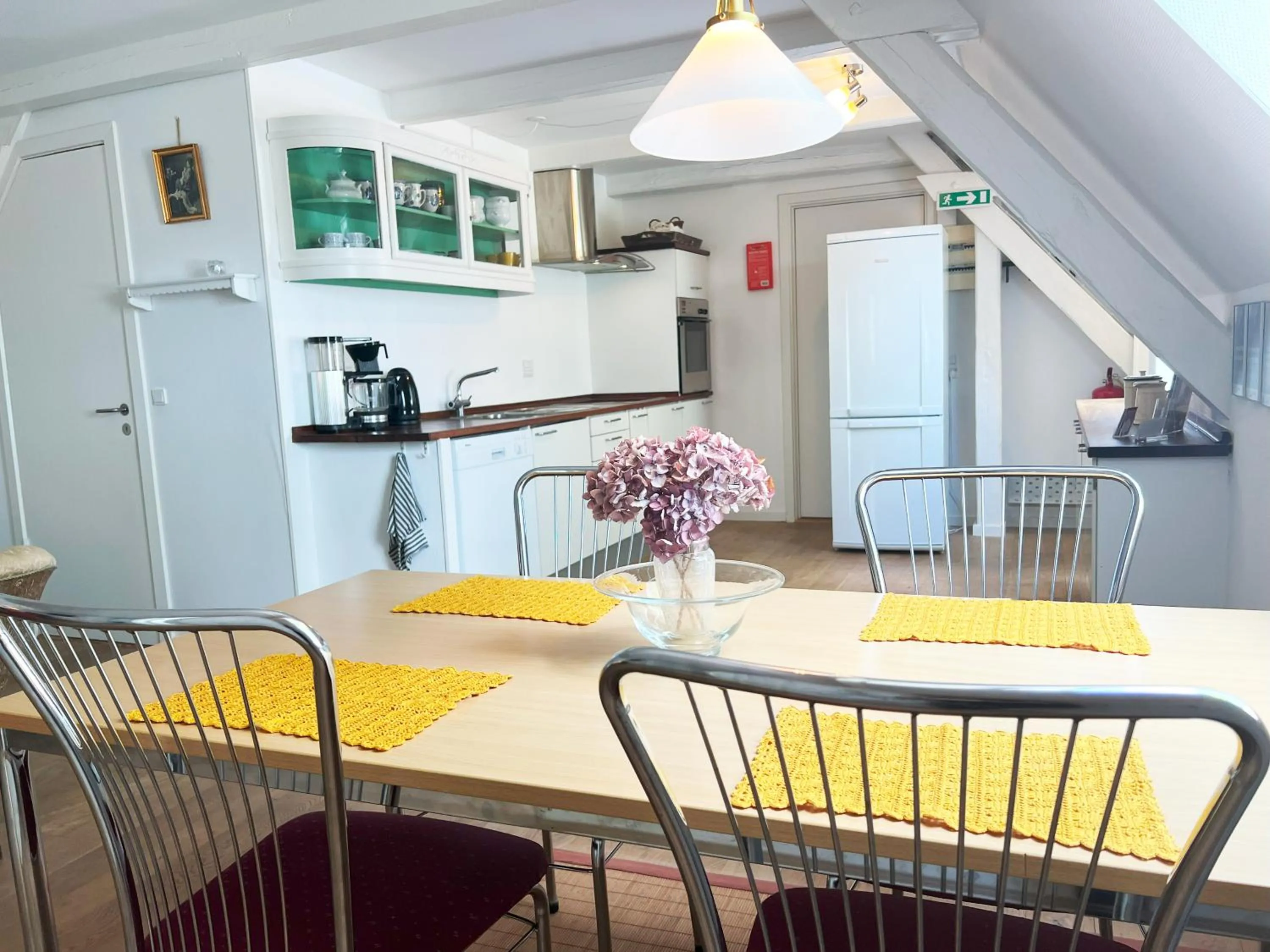 Living room in Skovridergaardens Ferielejligheder